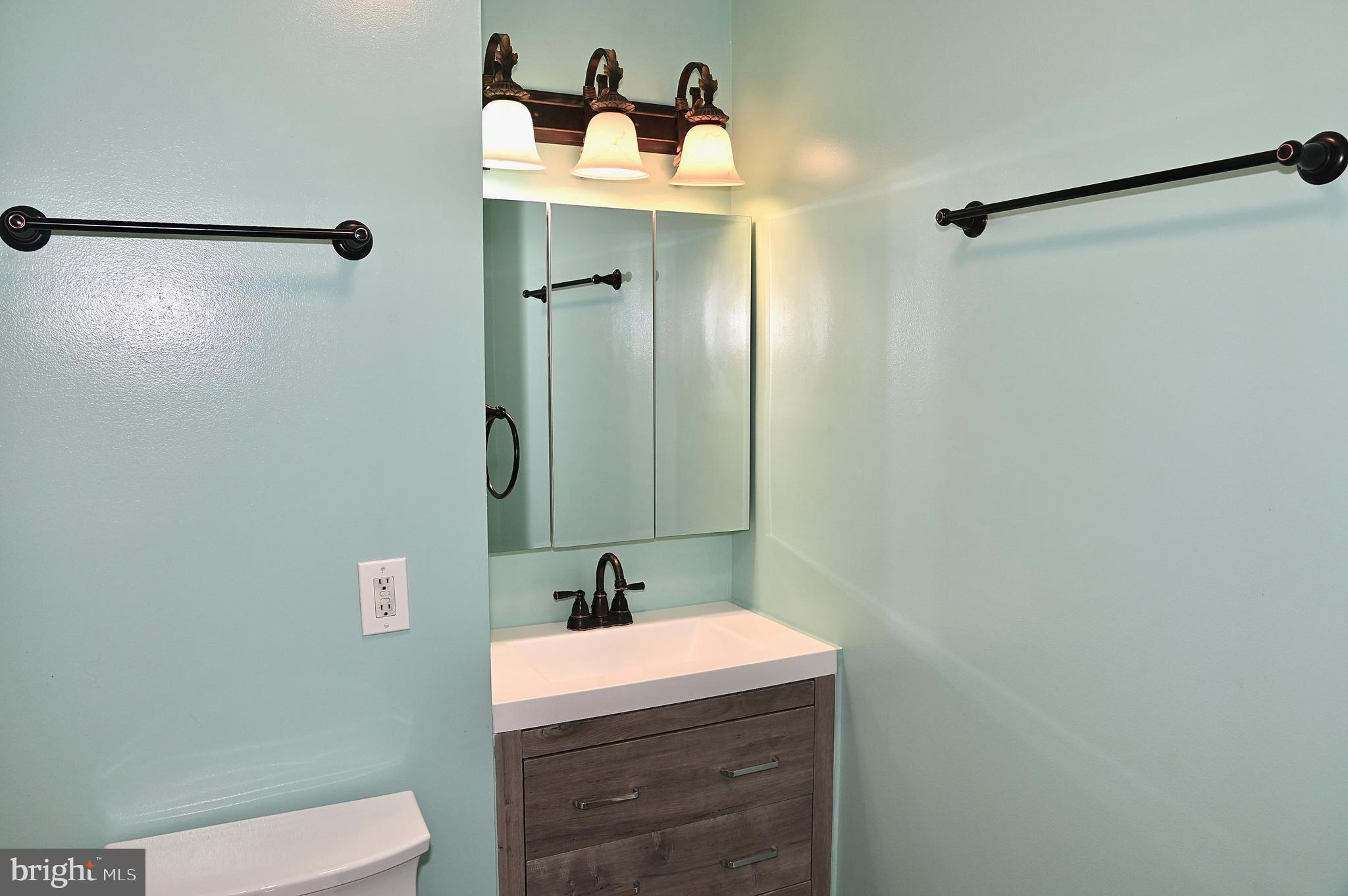 MEADOWBROOKE - Residential