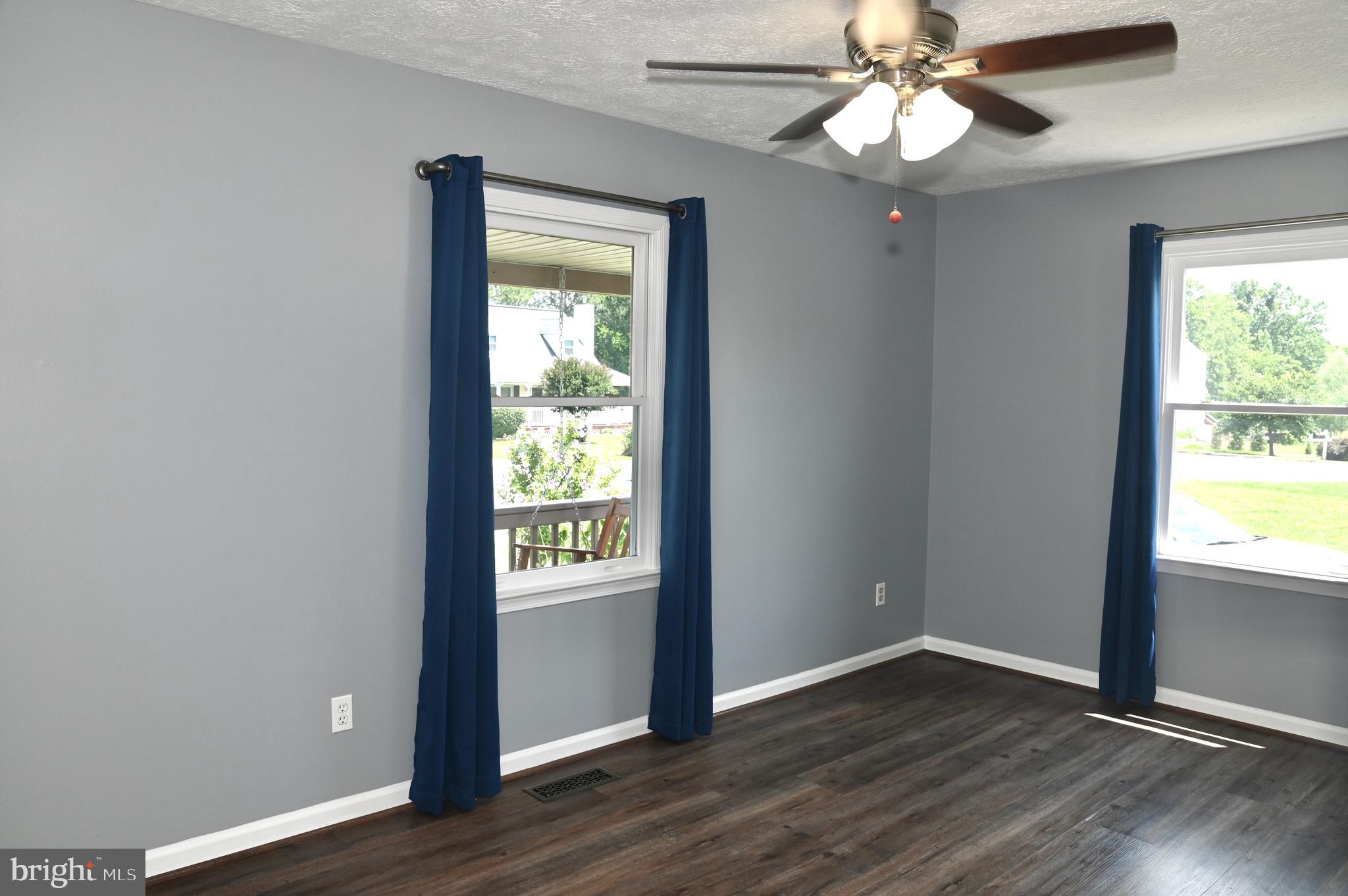 MEADOWBROOKE - Residential