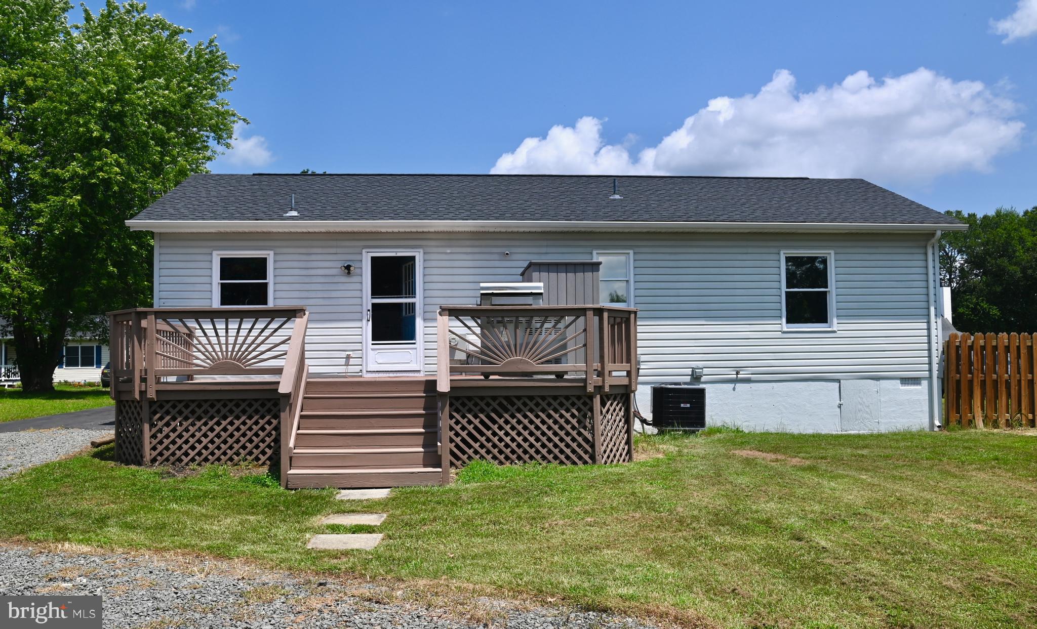 MEADOWBROOKE - Residential