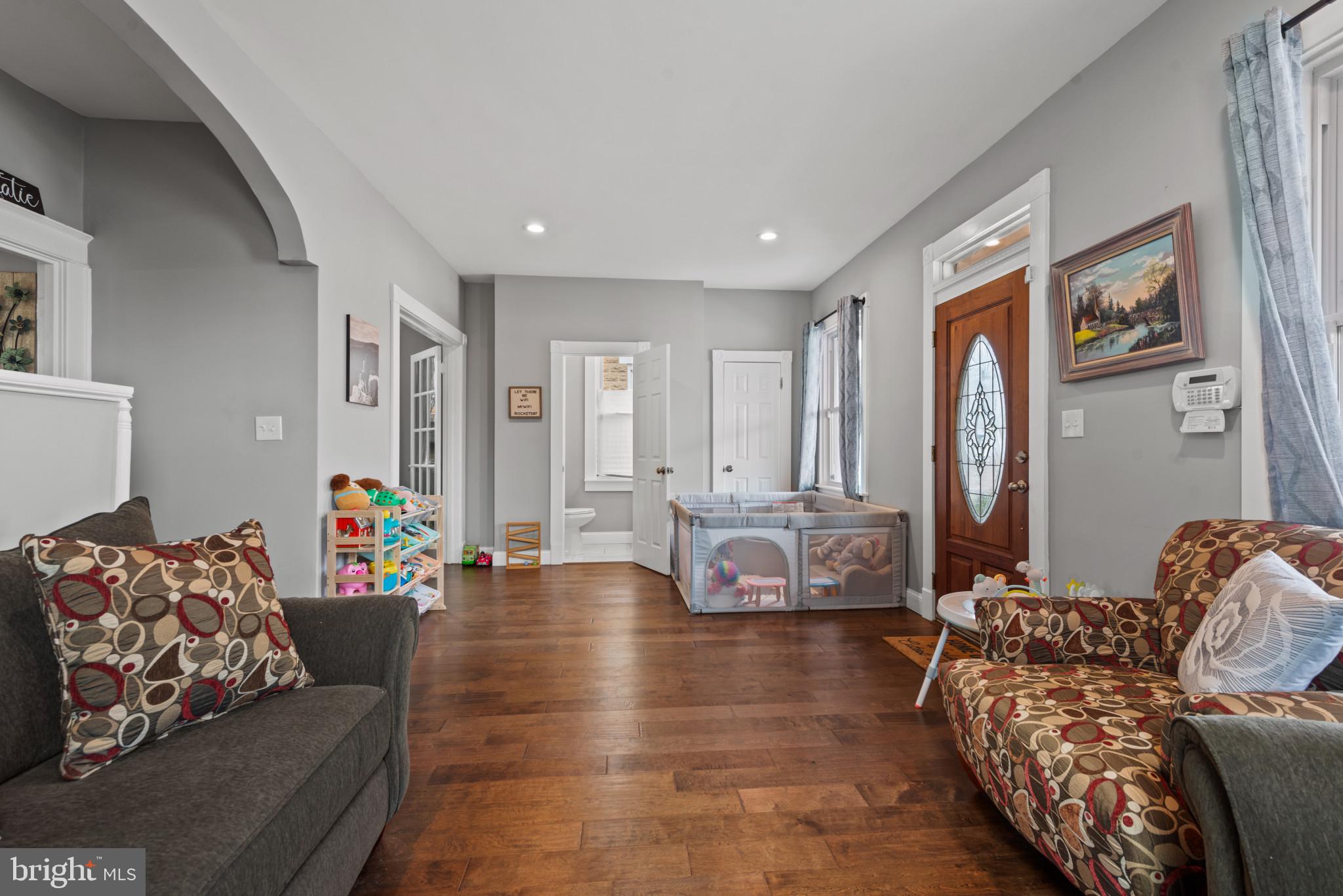 HAMILTON HEIGHTS - Residential