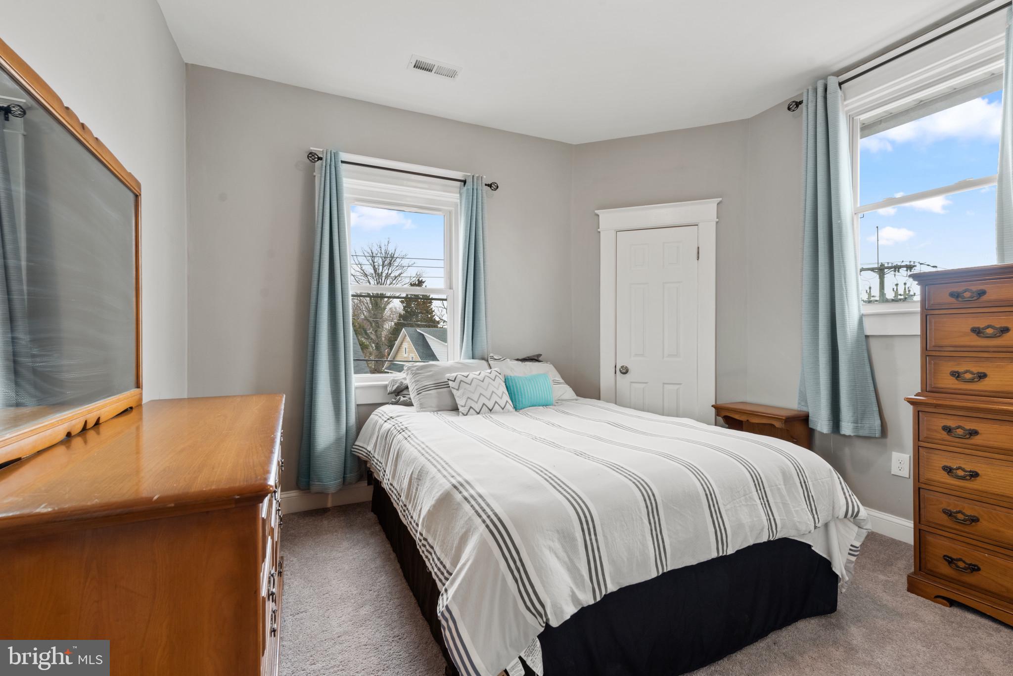 HAMILTON HEIGHTS - Residential