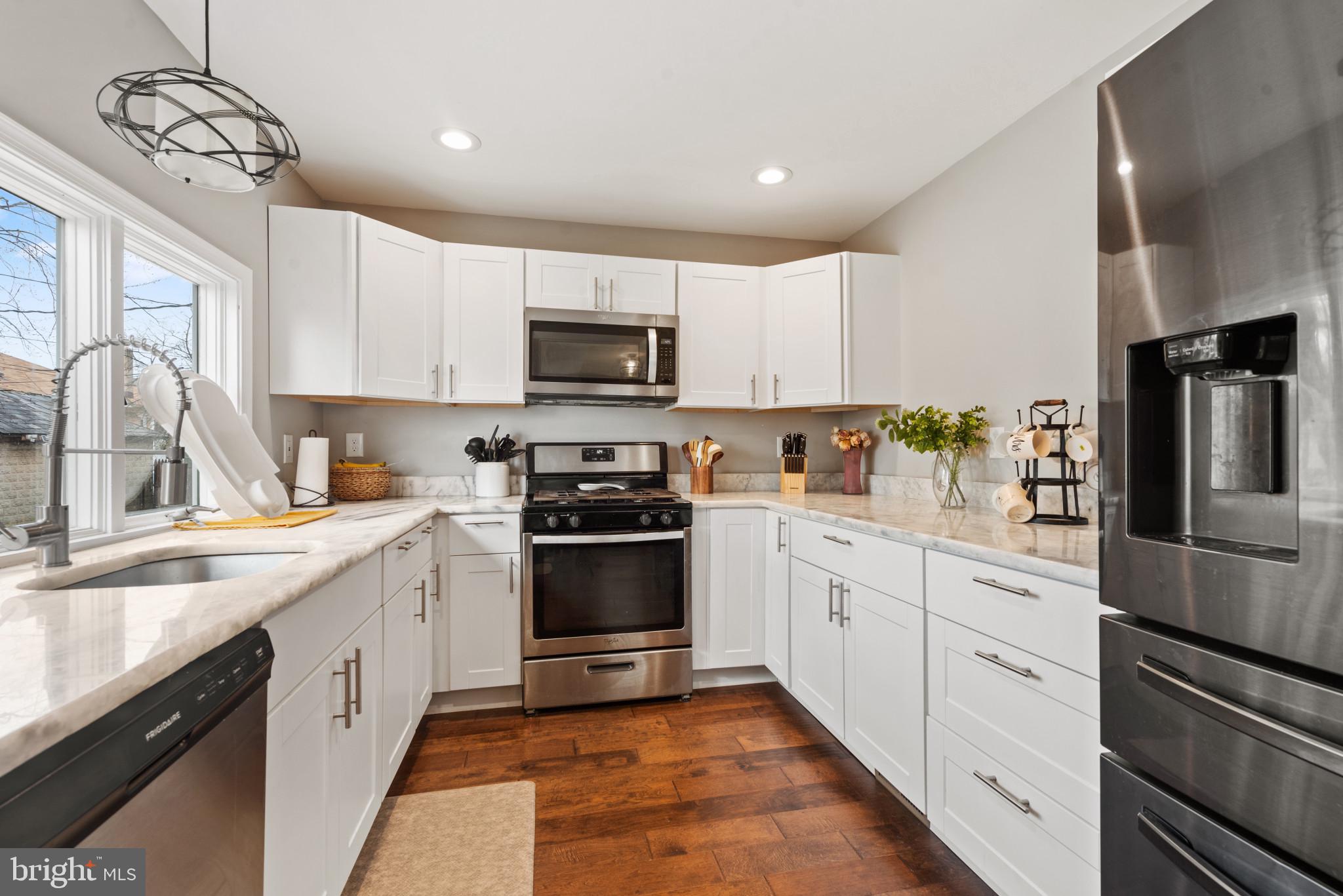 HAMILTON HEIGHTS - Residential