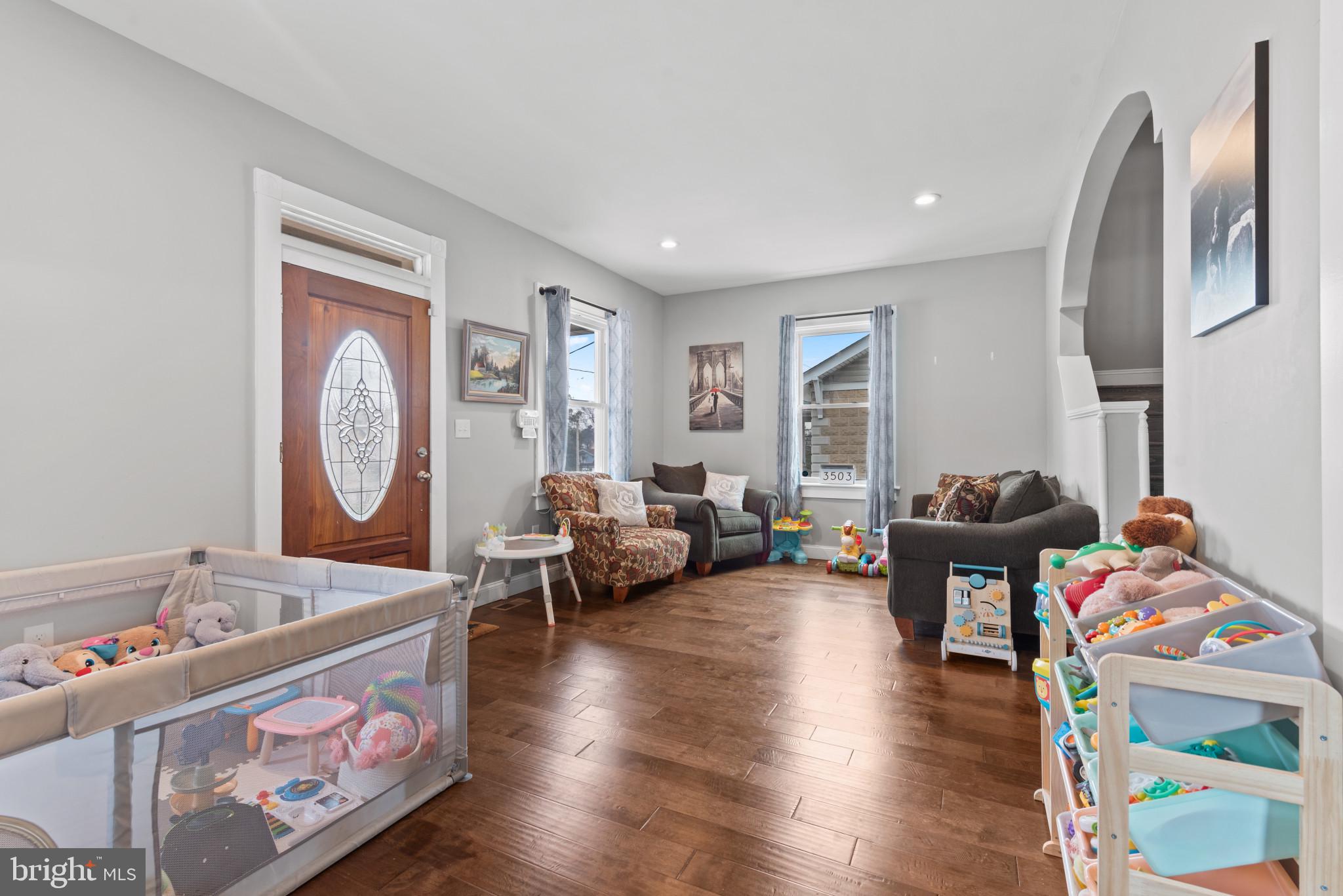 HAMILTON HEIGHTS - Residential
