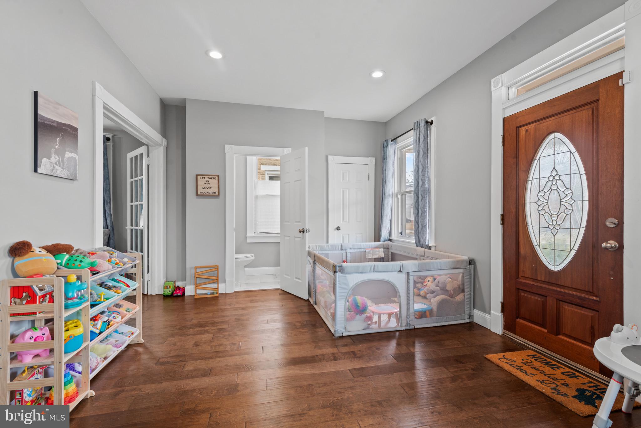 HAMILTON HEIGHTS - Residential