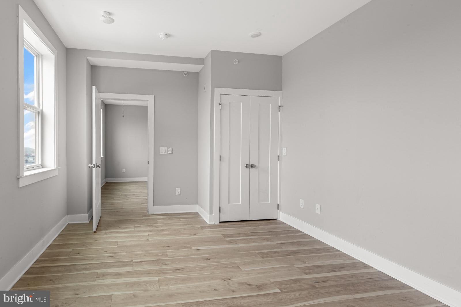 WALNUT HILL - Residential Lease