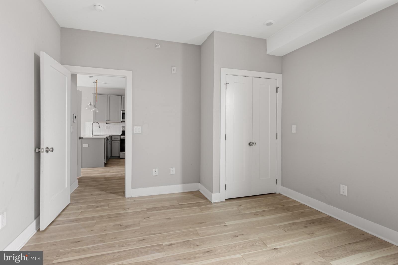 WALNUT HILL - Residential Lease