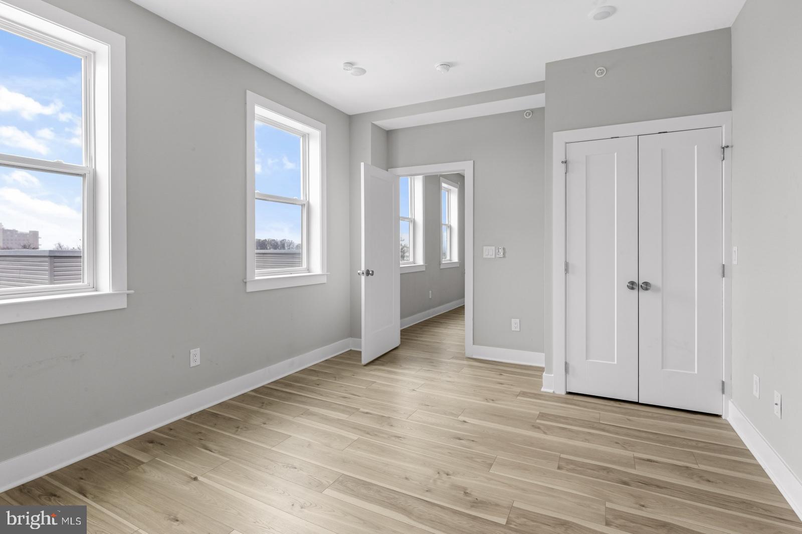 WALNUT HILL - Residential Lease