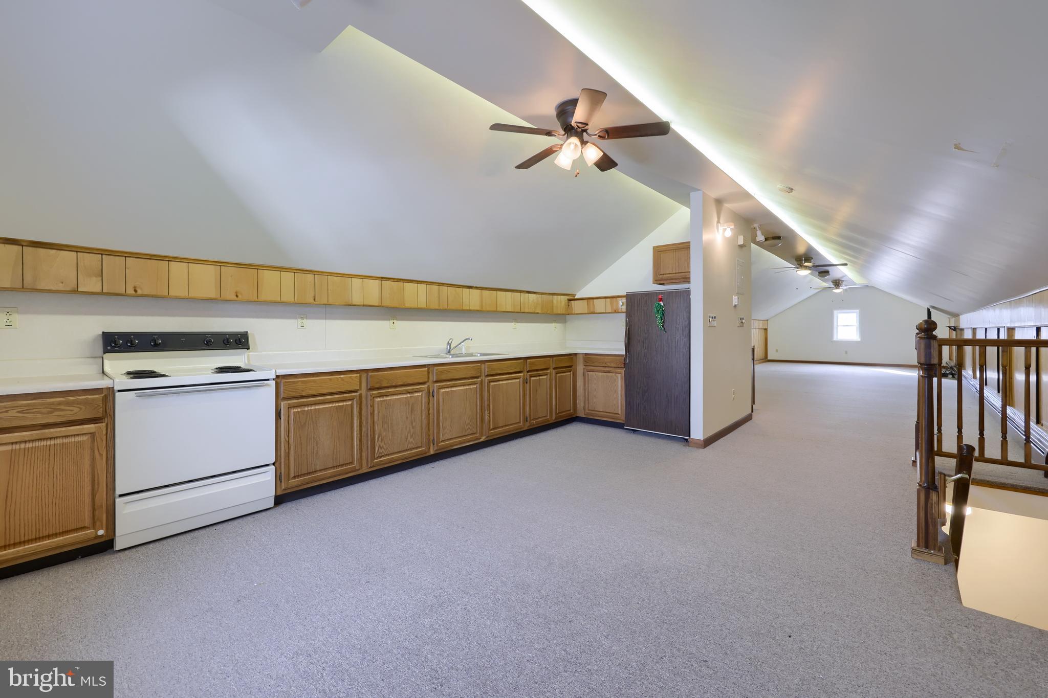 LINCOLN HEIGHTS - Residential