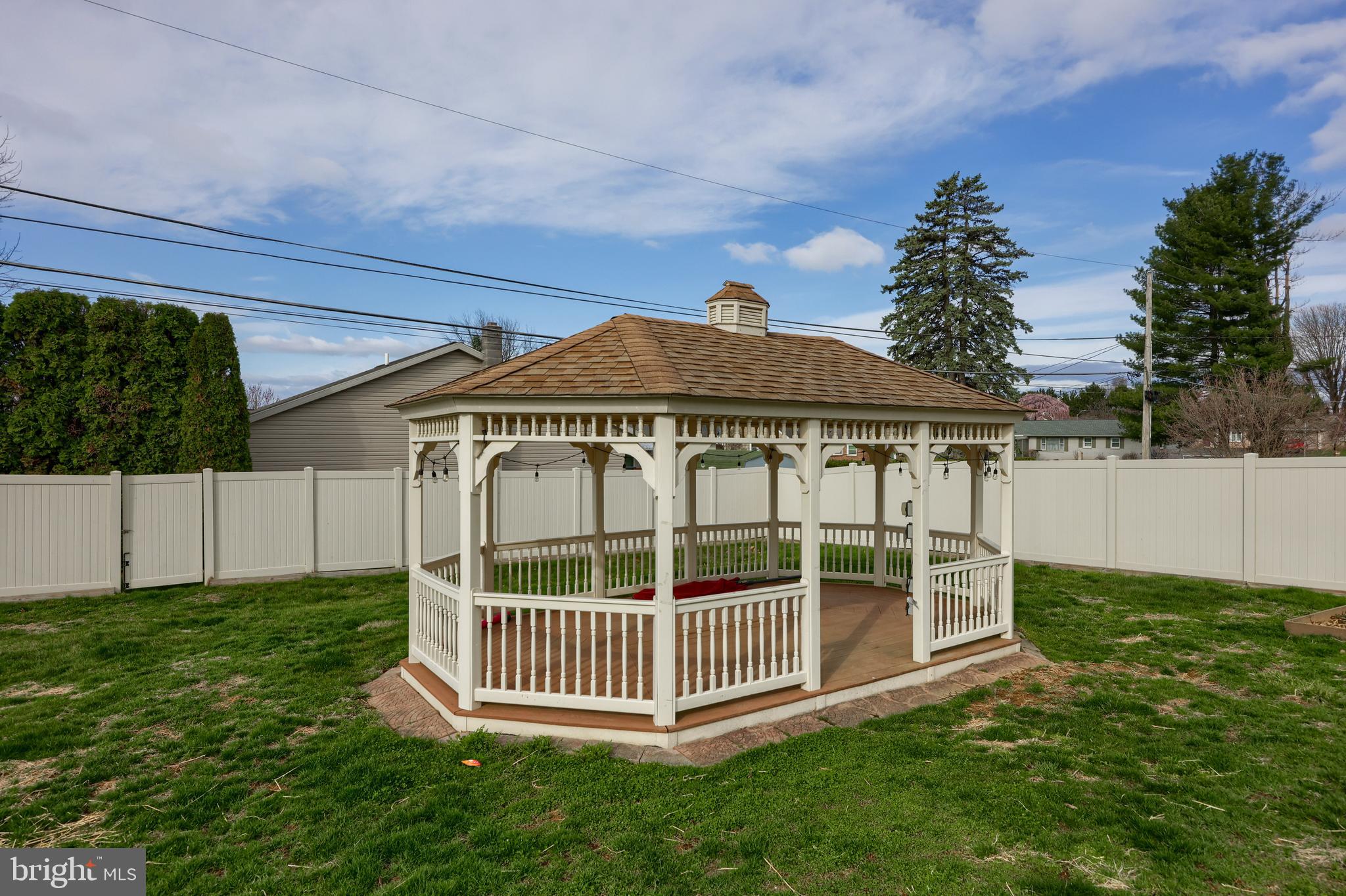 LINCOLN HEIGHTS - Residential