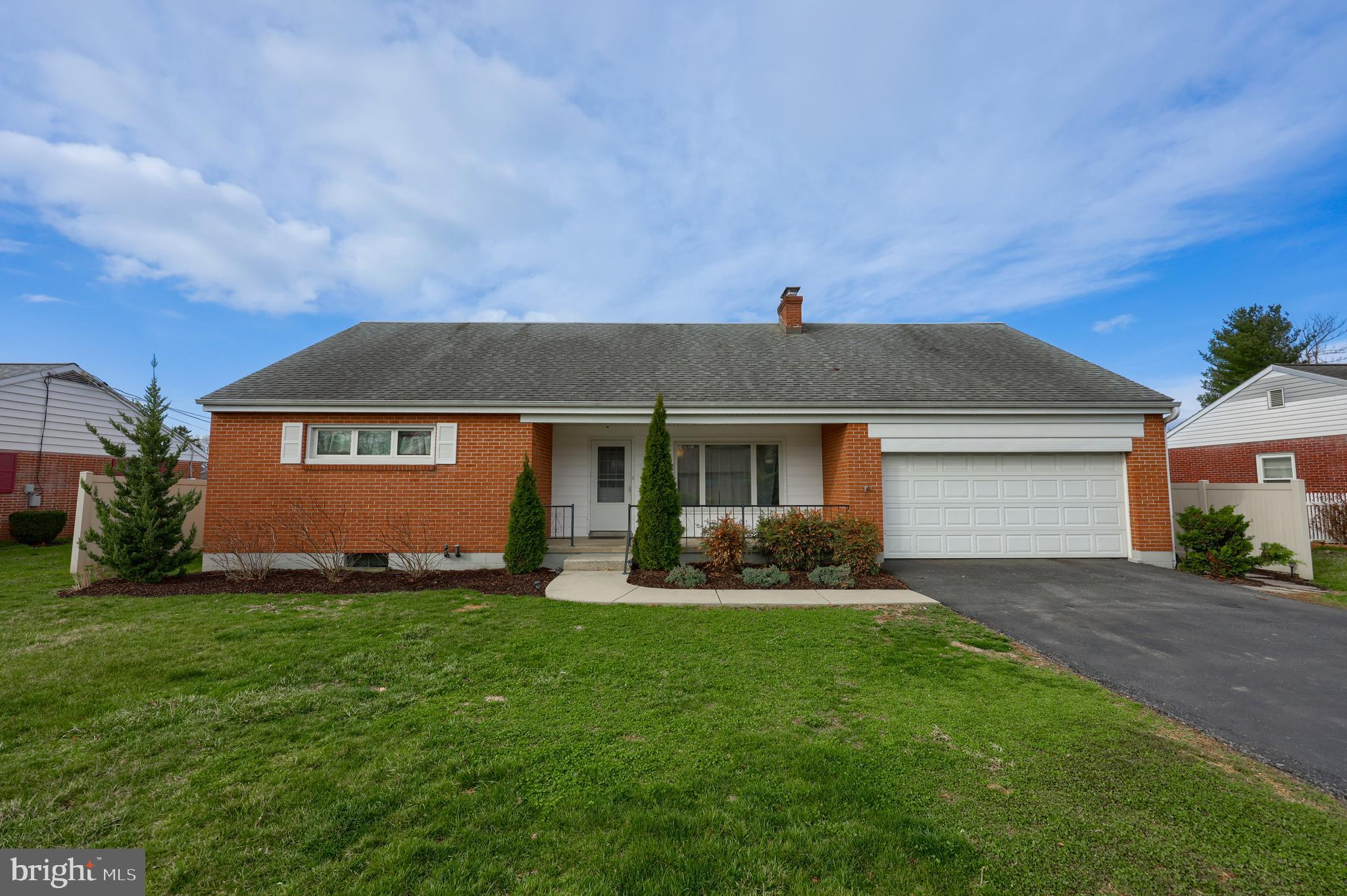 LINCOLN HEIGHTS - Residential