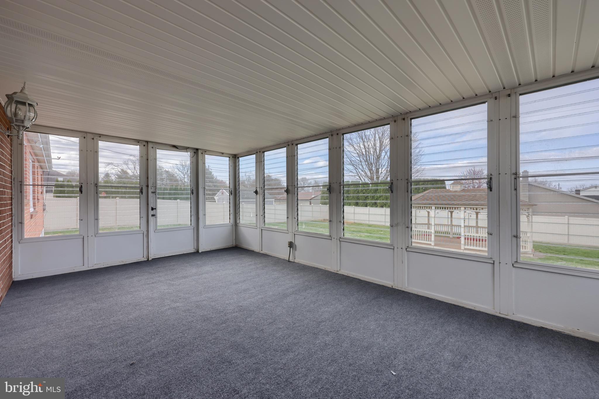 LINCOLN HEIGHTS - Residential