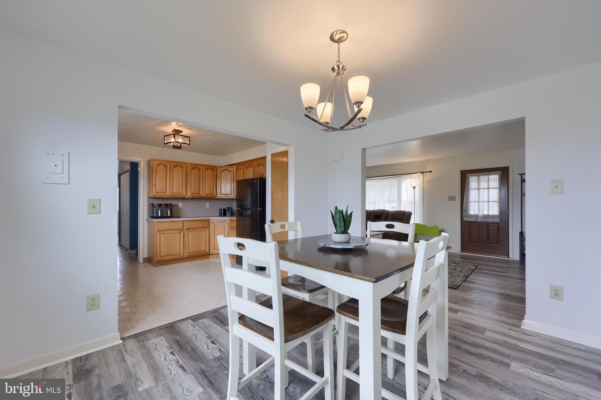 LINCOLN HEIGHTS - Residential