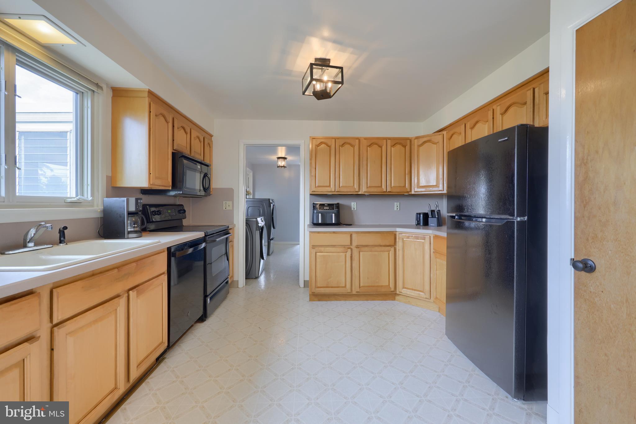 LINCOLN HEIGHTS - Residential