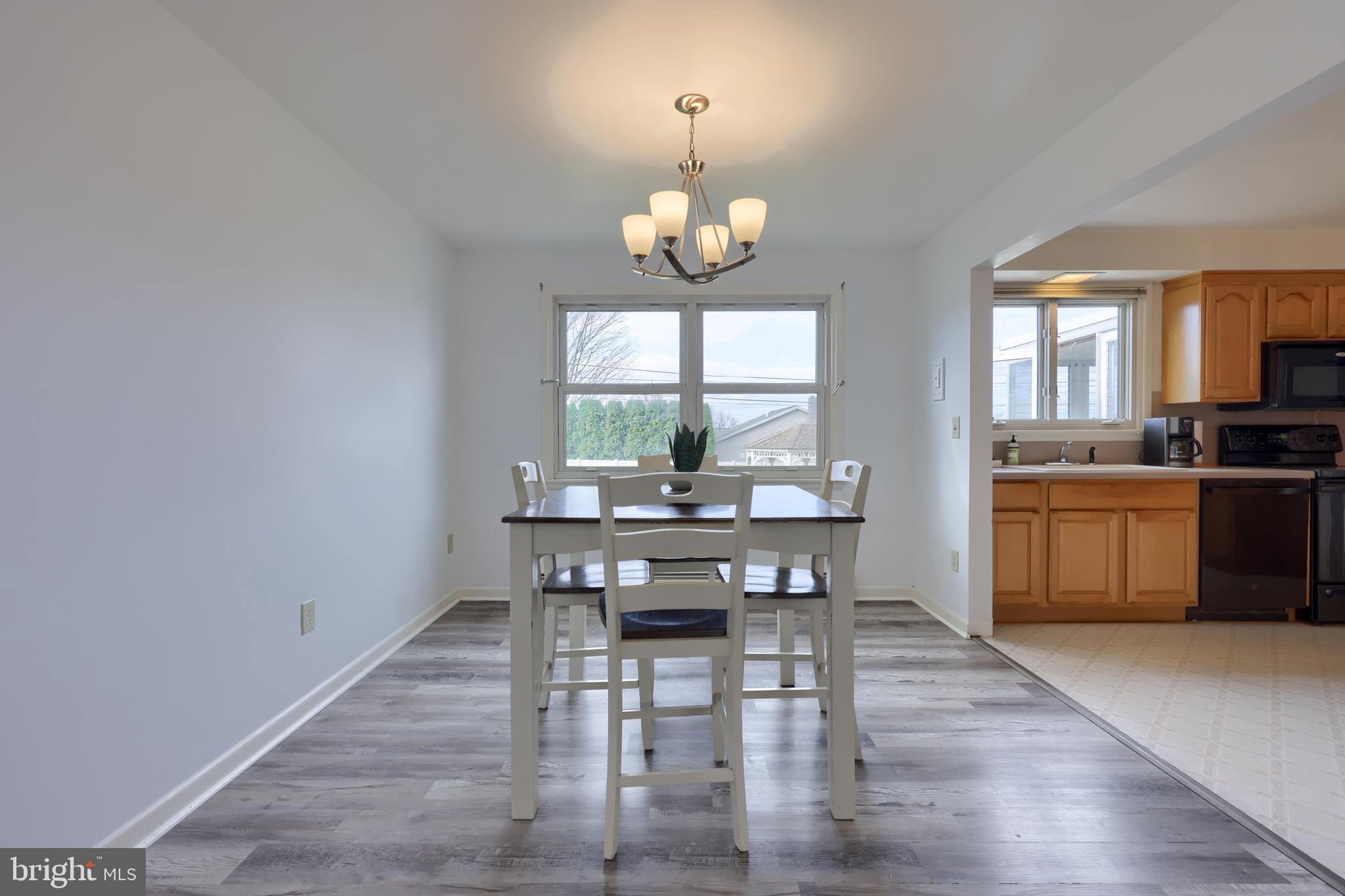 LINCOLN HEIGHTS - Residential