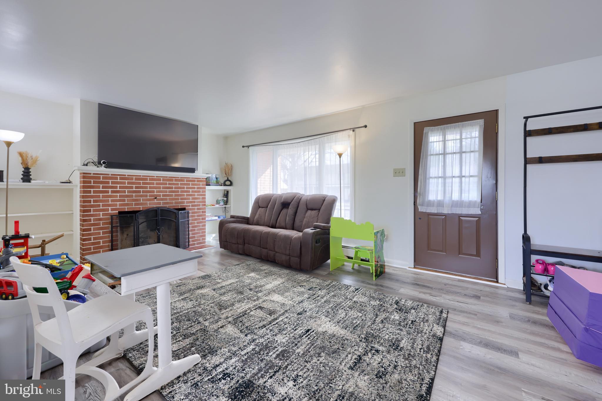 LINCOLN HEIGHTS - Residential