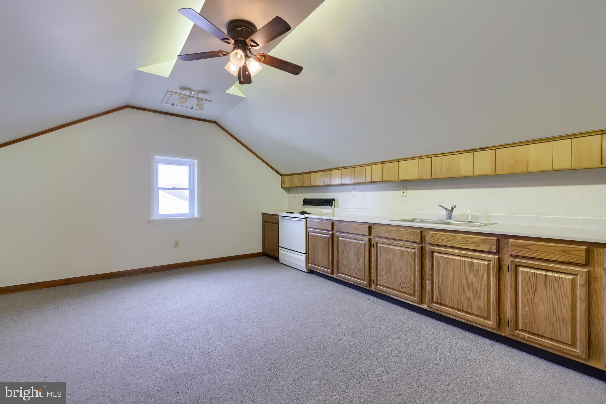 LINCOLN HEIGHTS - Residential