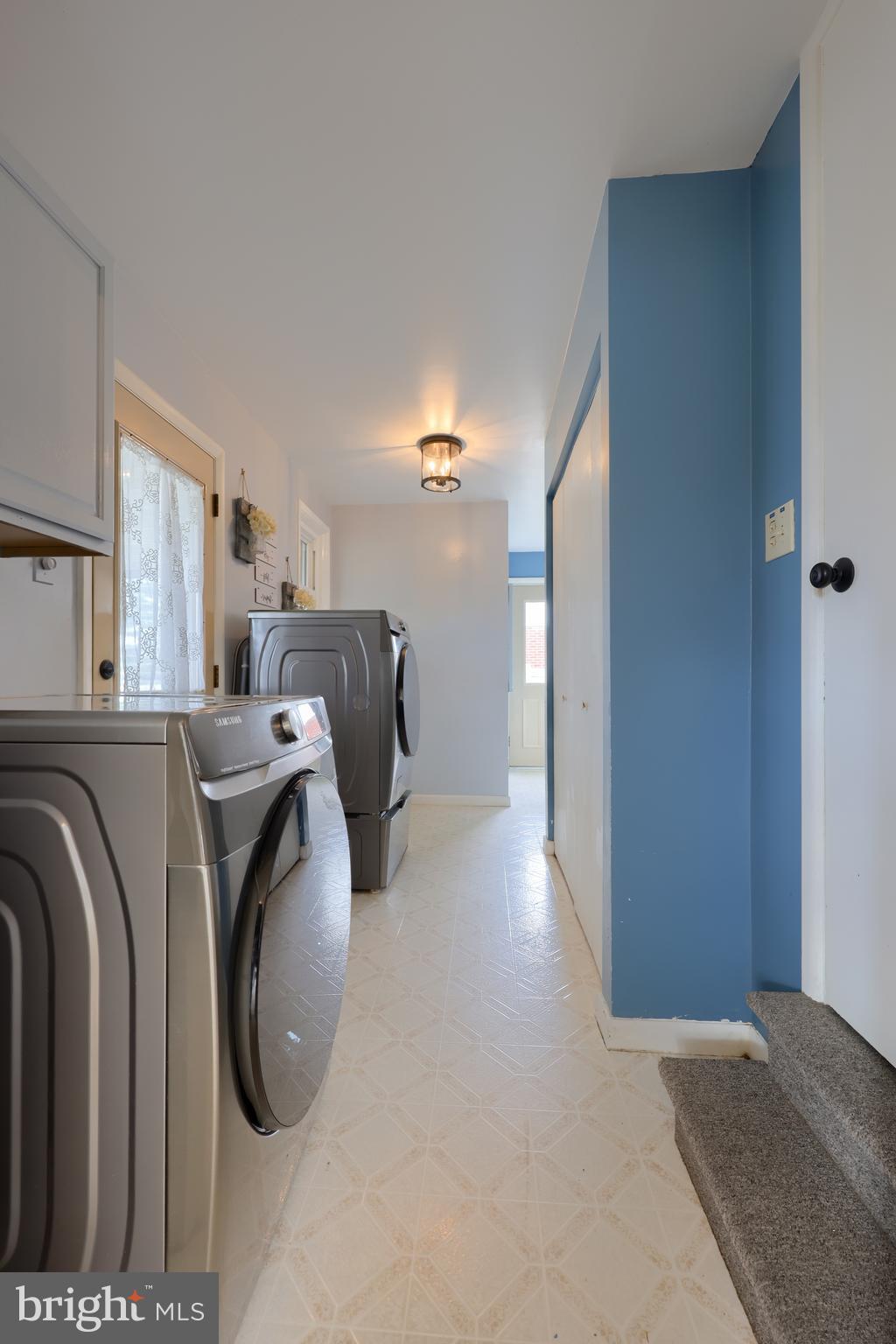 LINCOLN HEIGHTS - Residential