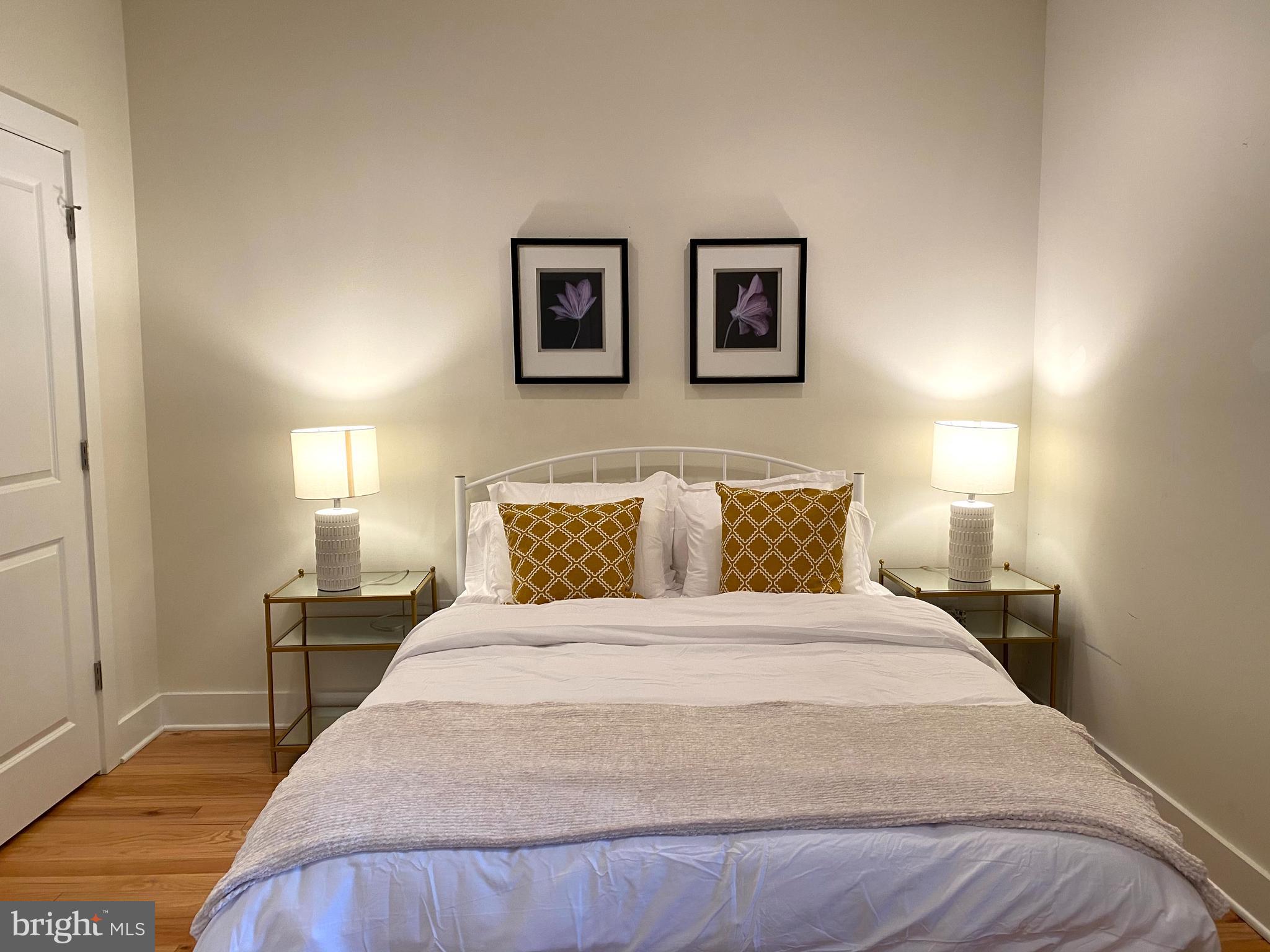 EAST FALLS - Residential Lease