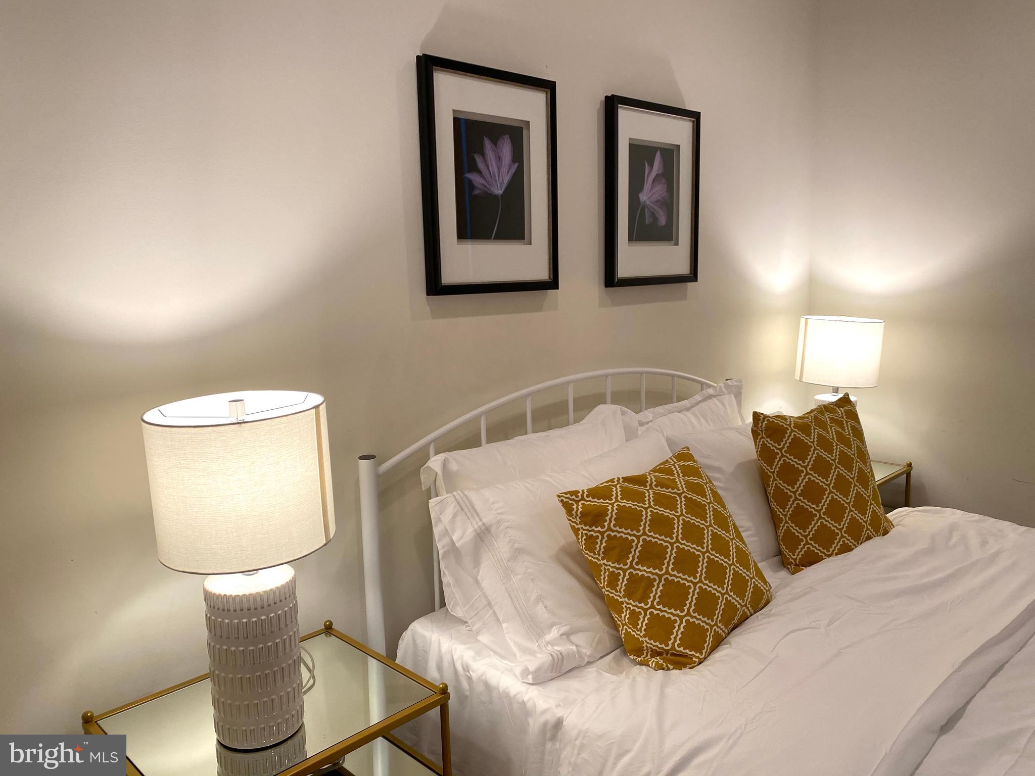 EAST FALLS - Residential Lease