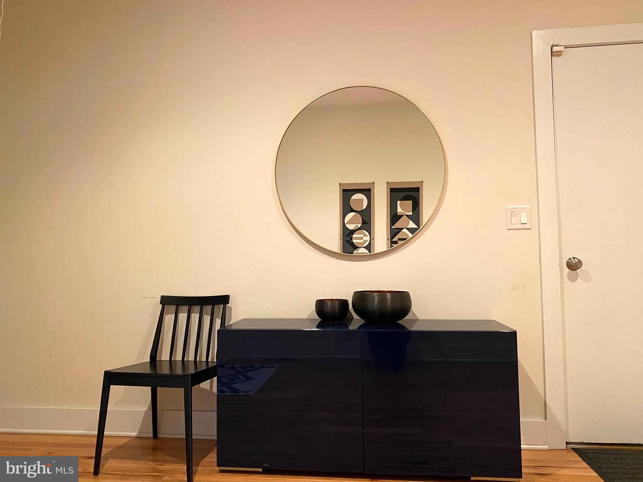 EAST FALLS - Residential Lease