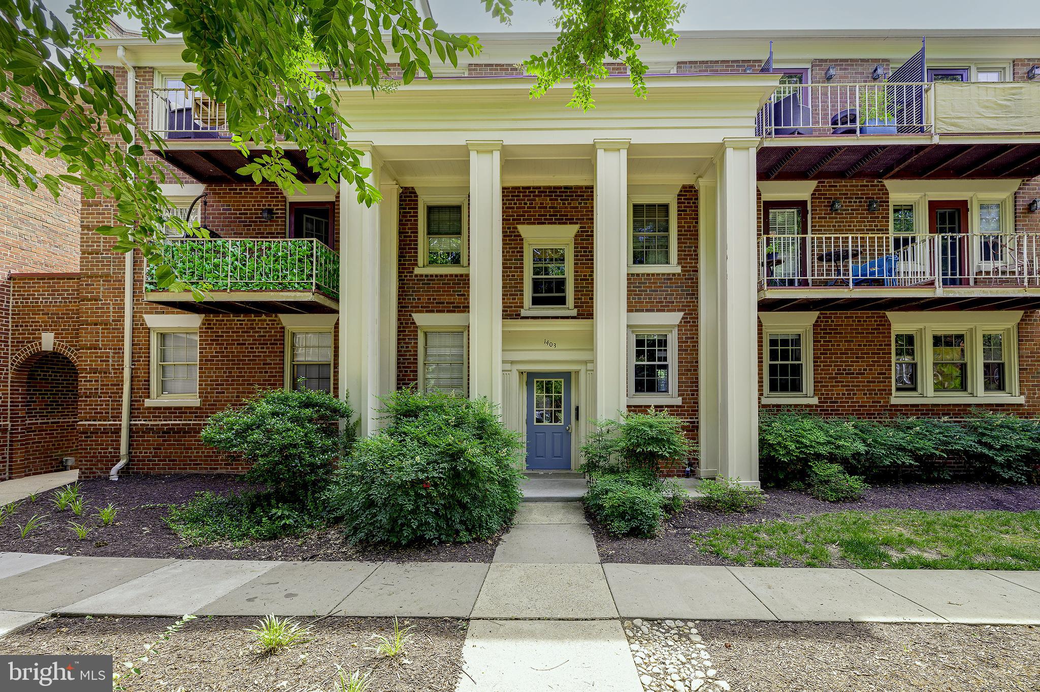 1403 E ABINGDON DRIVE 2