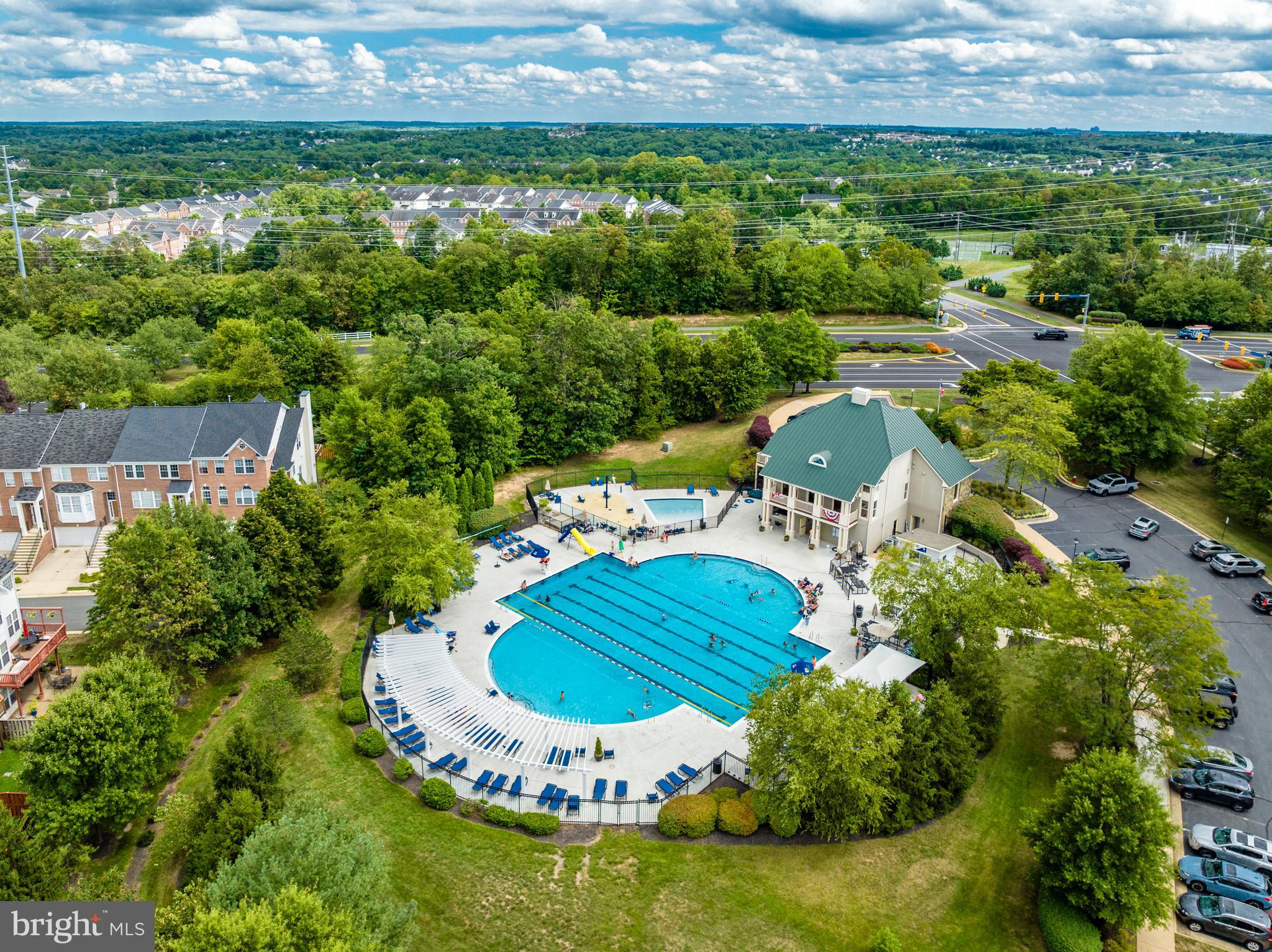 POTOMAC STATION - Residential