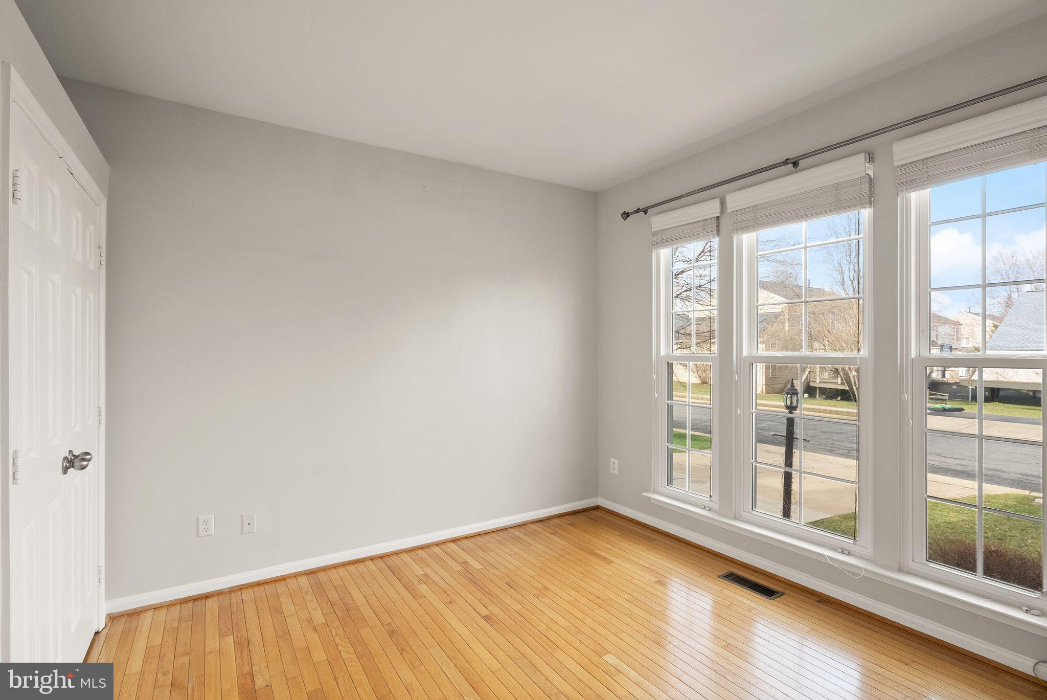 POTOMAC STATION - Residential