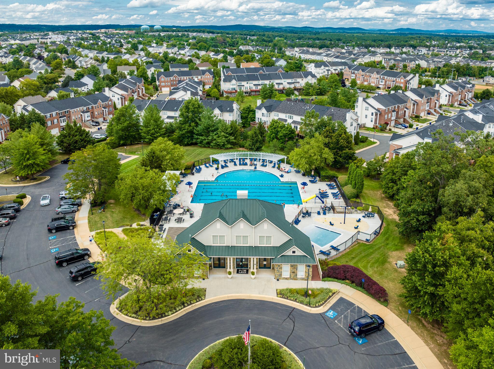 POTOMAC STATION - Residential