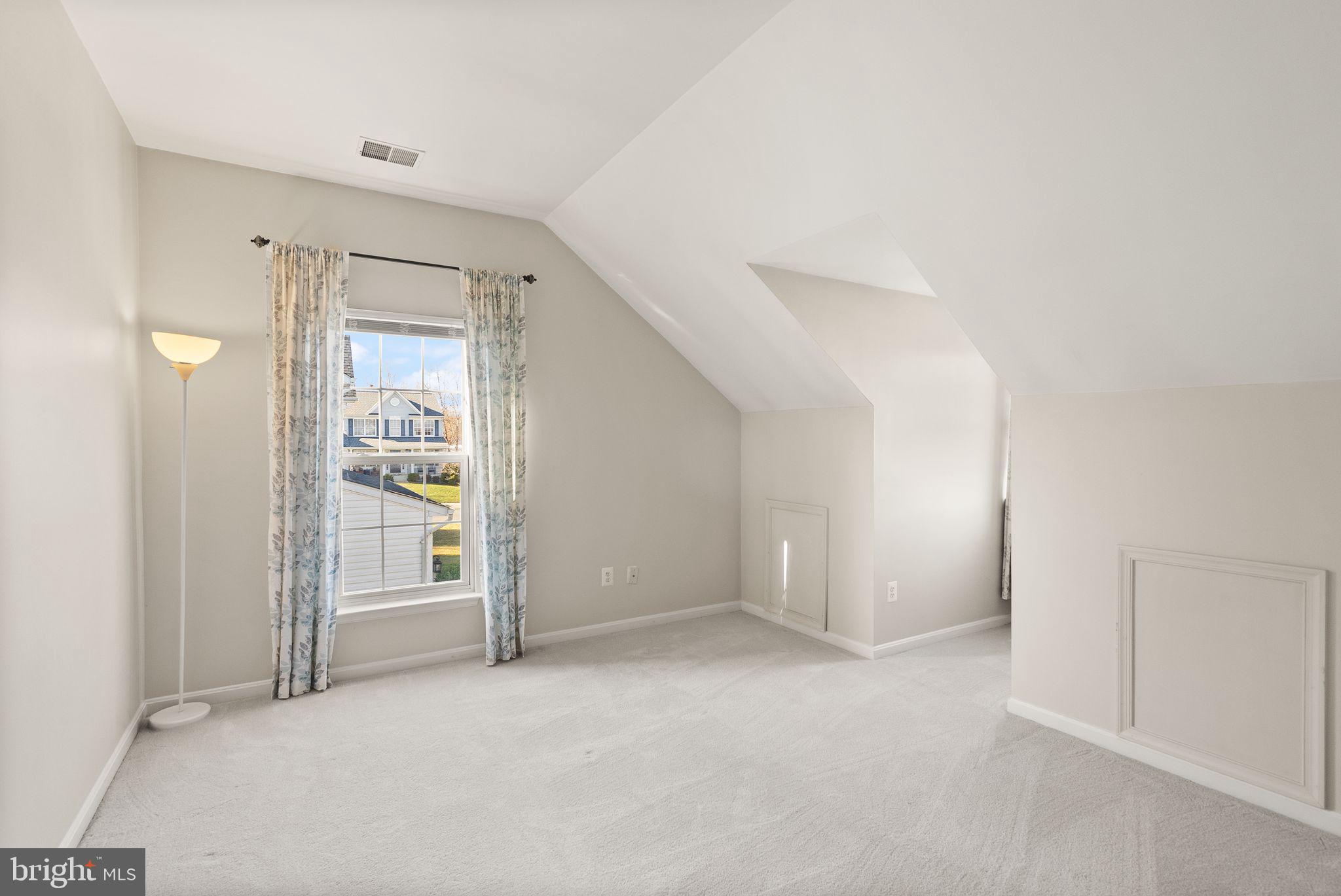 POTOMAC STATION - Residential