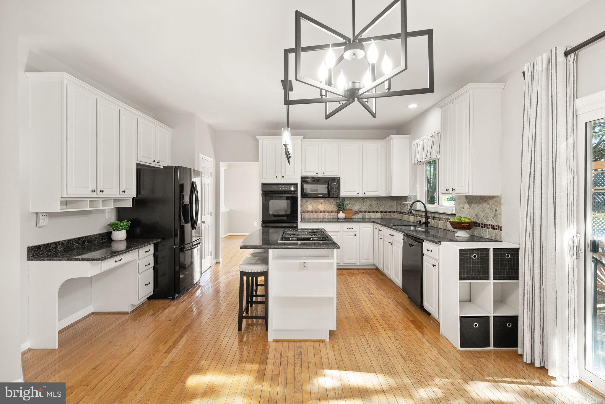 POTOMAC STATION - Residential