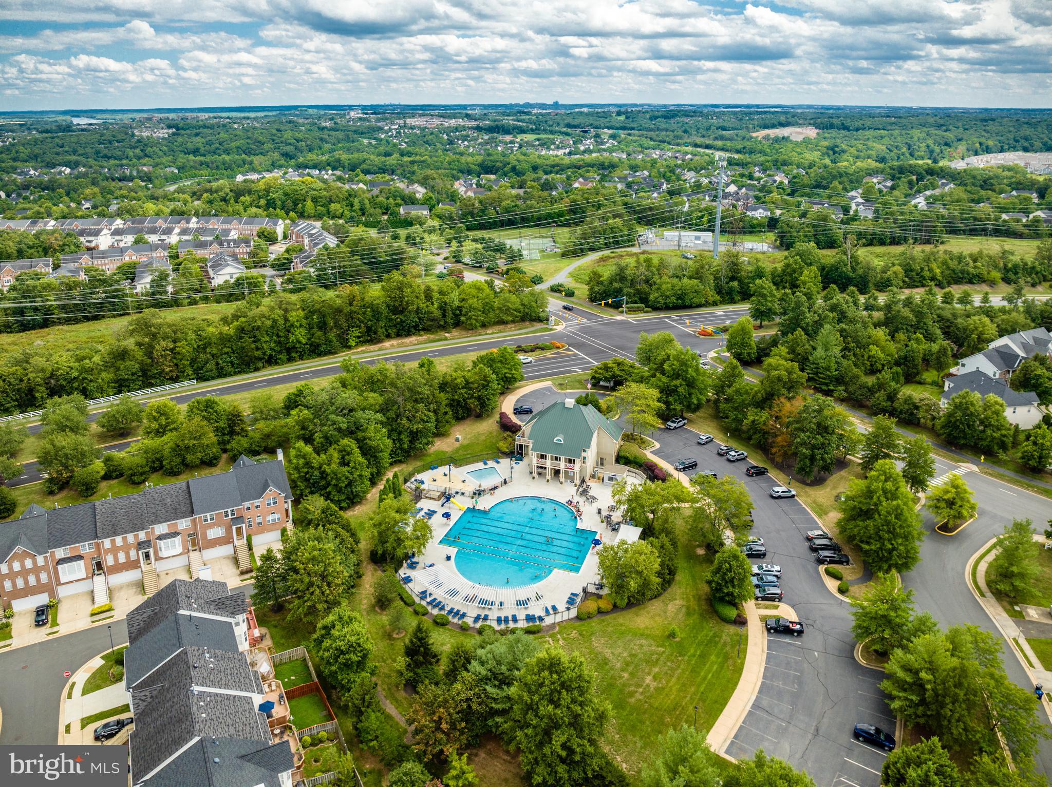 POTOMAC STATION - Residential