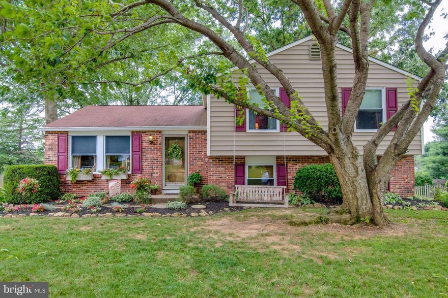 THIS HOME SHOWS BEAUTIFULLY THROUGHOUT! Gourmet Kitchen w/Granite Counters & Upgraded Cabinetry* Cathedral Ceilings in LR & DR* Hardwood Floors on main Level* All Baths Updated* Spacious Family Room* New Windows, Siding & many more updates* Rear Deck overlooks gorgeous fenced yard backing to trees* A short walk away from Community Center and Pool* Great Location!