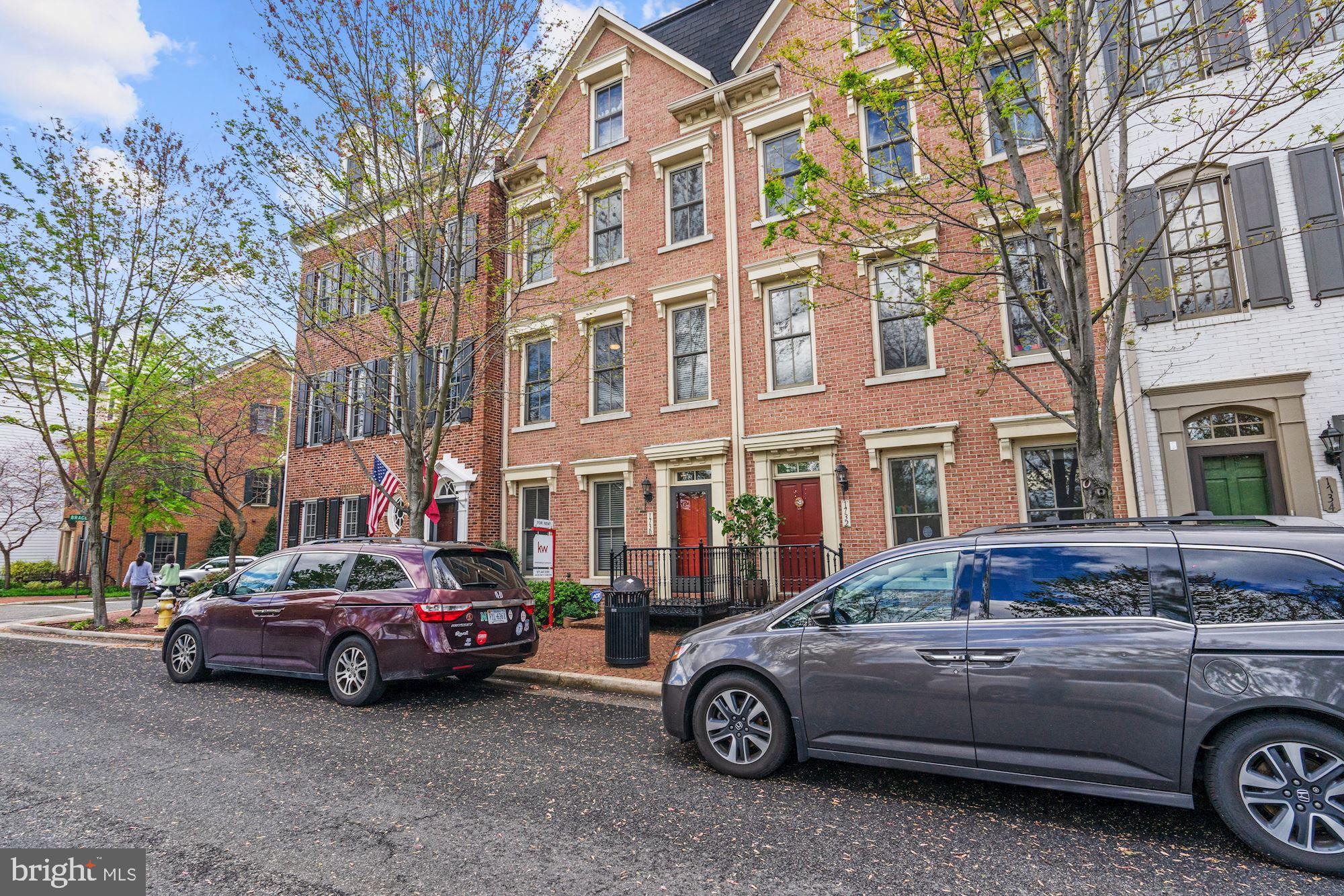 POTOMAC GREENS - Residential Lease