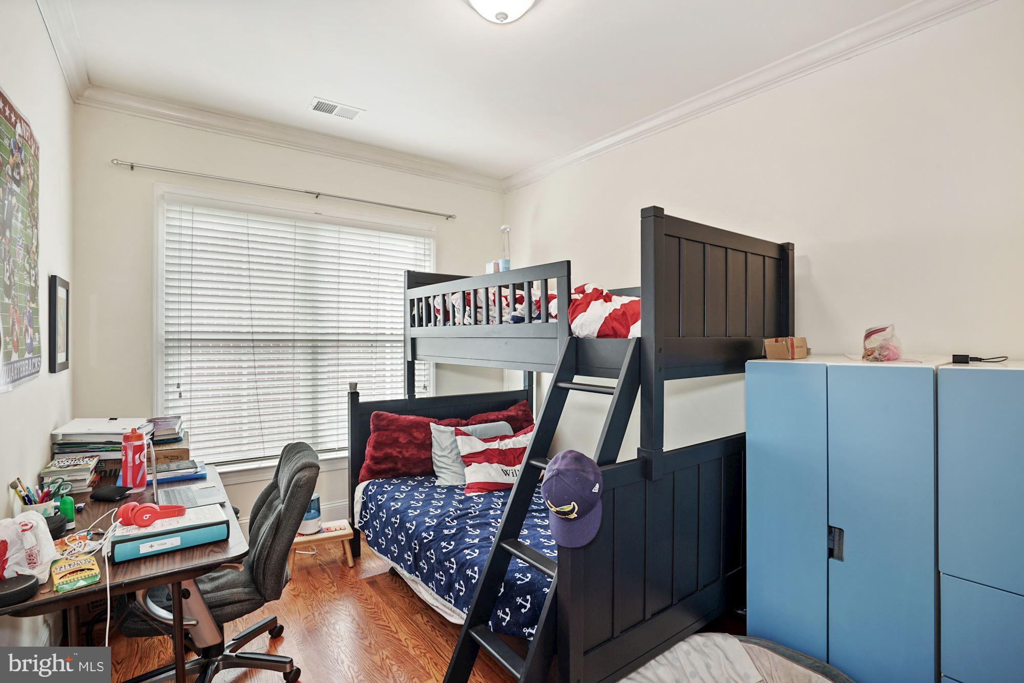 POTOMAC GREENS - Residential Lease