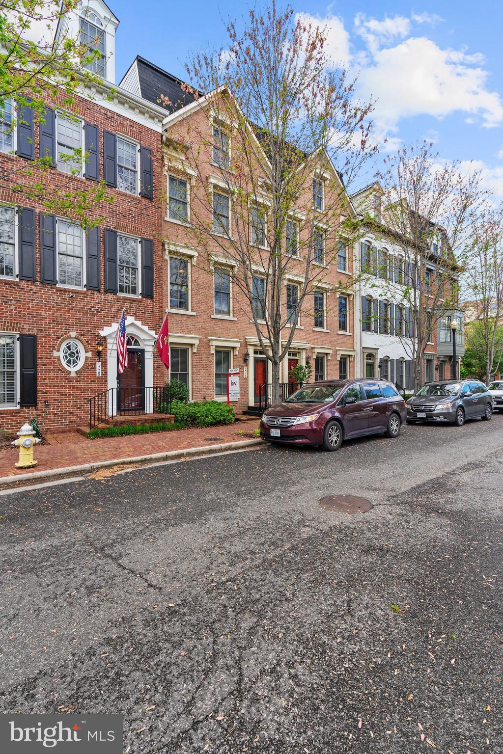 POTOMAC GREENS - Residential Lease