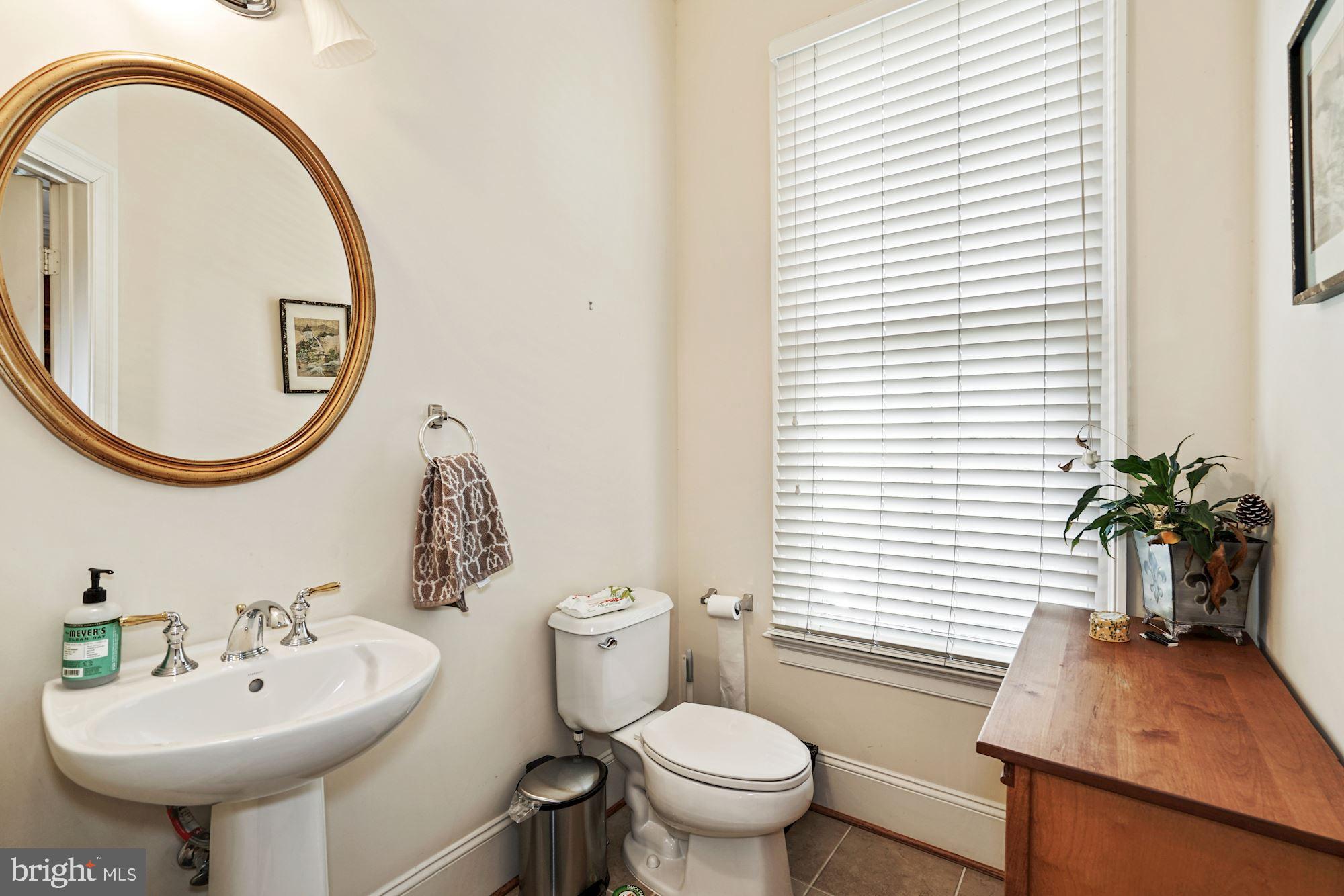 POTOMAC GREENS - Residential Lease