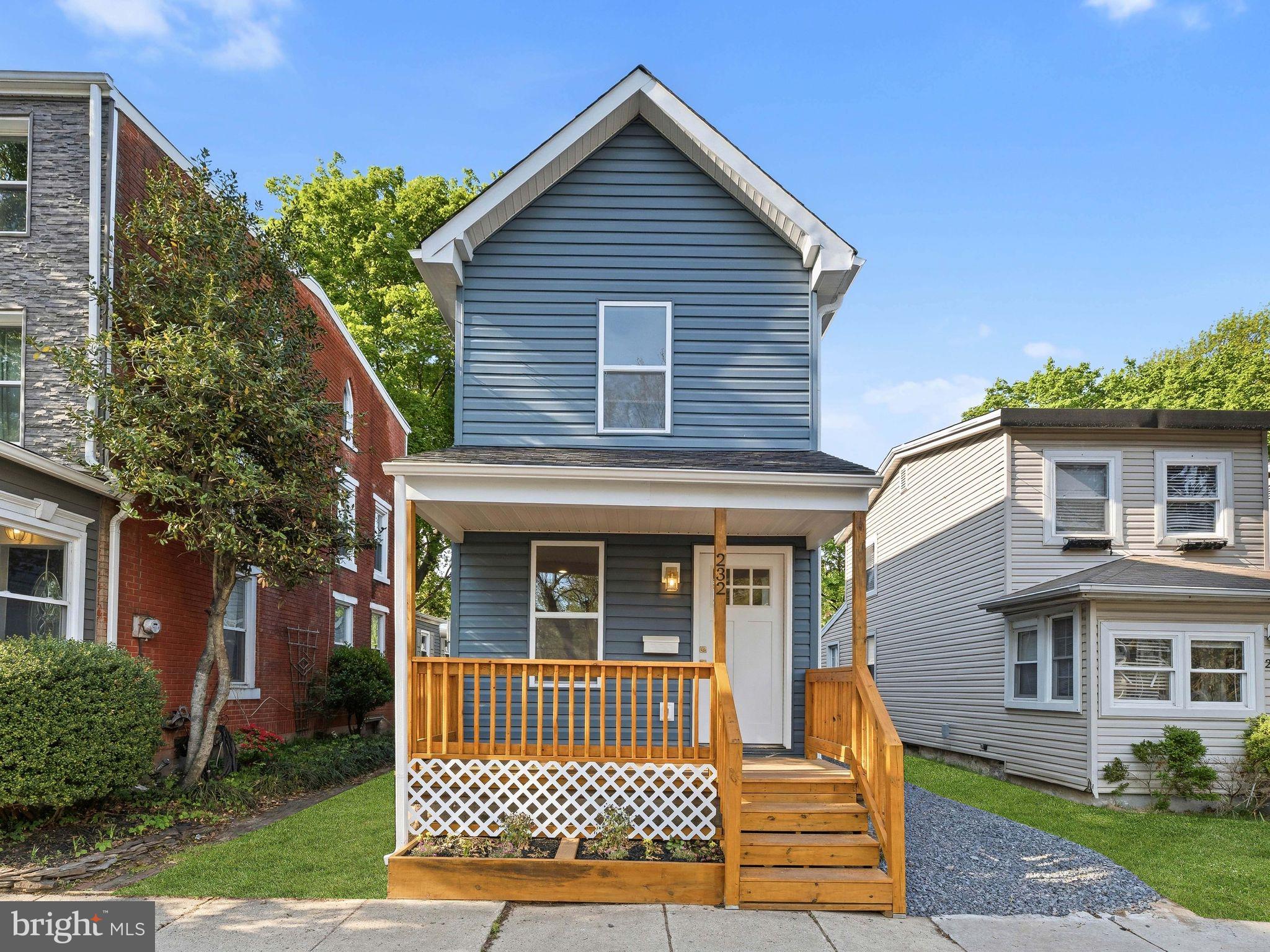 232 WASHINGTON STREET