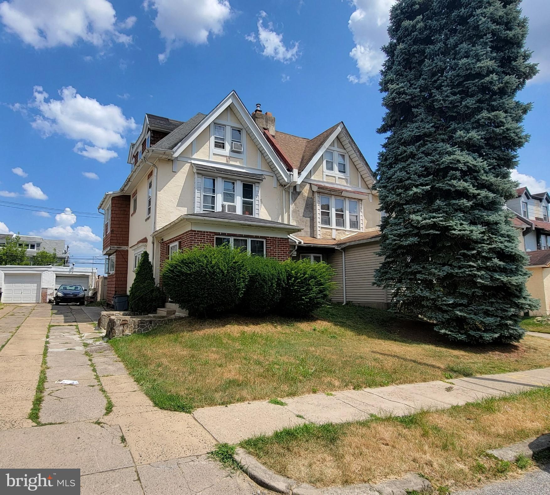 NO INTERIOR ACCESS. Do not approach the occupants. DRIVE BY ONLY. Sold at Auction and with occupant in place. Fantastic opportunity to acquire this huge and stately twin with 6 bedrooms. Nice rear patio and detached garage. No direct knowledge of interior condition or floorplan. Perfect for the savvy investor or owner occupant. All offers from interested buyers must be entered online at the auction website. Please consult the auction website for bidding instructions and terms of sale. All information regarding room count, measurements, and property information has been obtained thru third party sources. All information is reliable but you are advised to perform your own due diligence for your buyer.