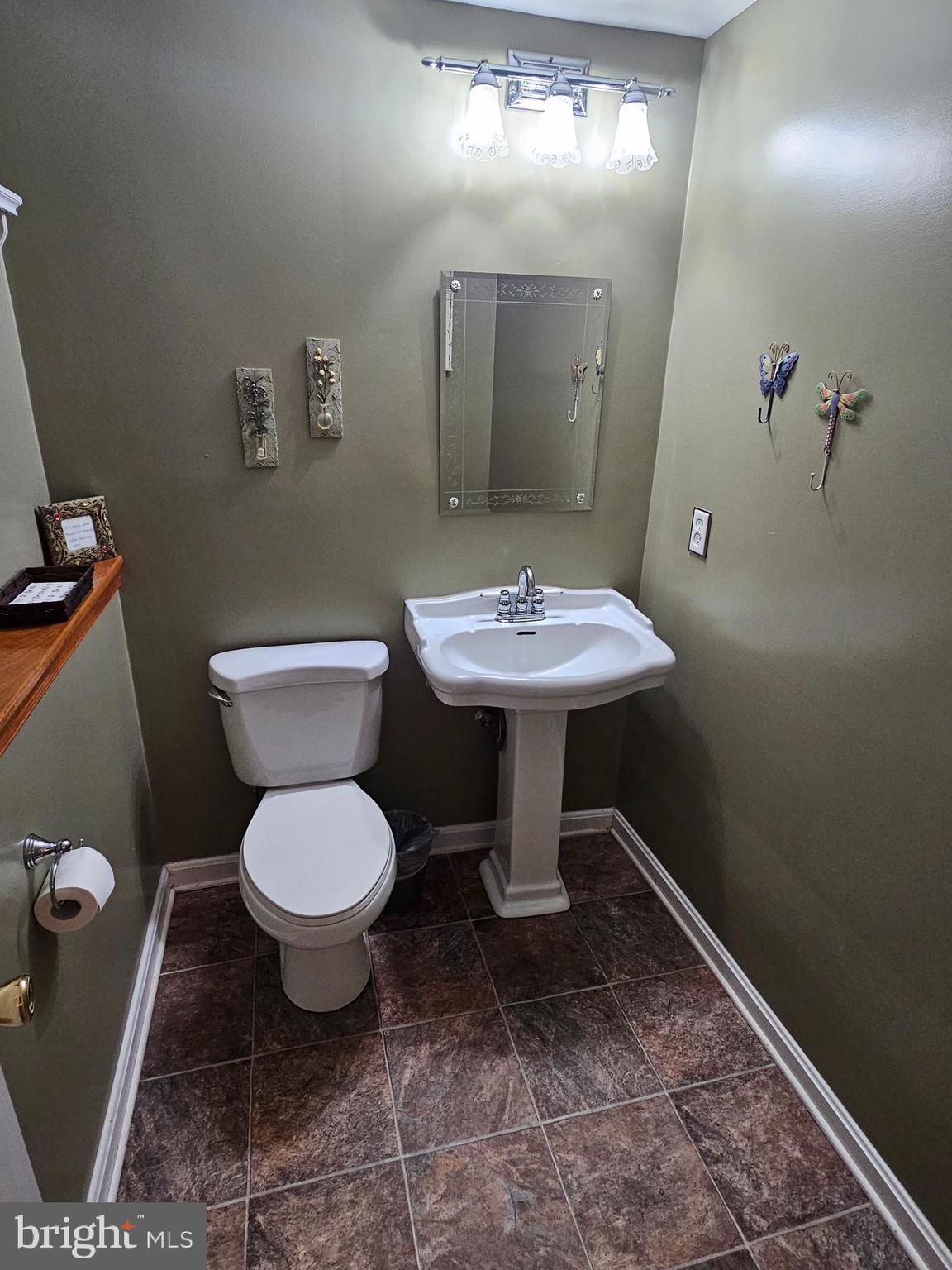 MAPLE GLEN ESTATES - Residential