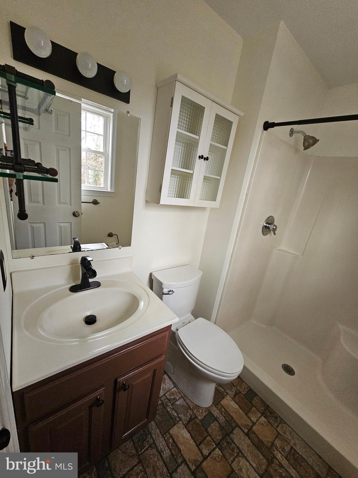 MAPLE GLEN ESTATES - Residential