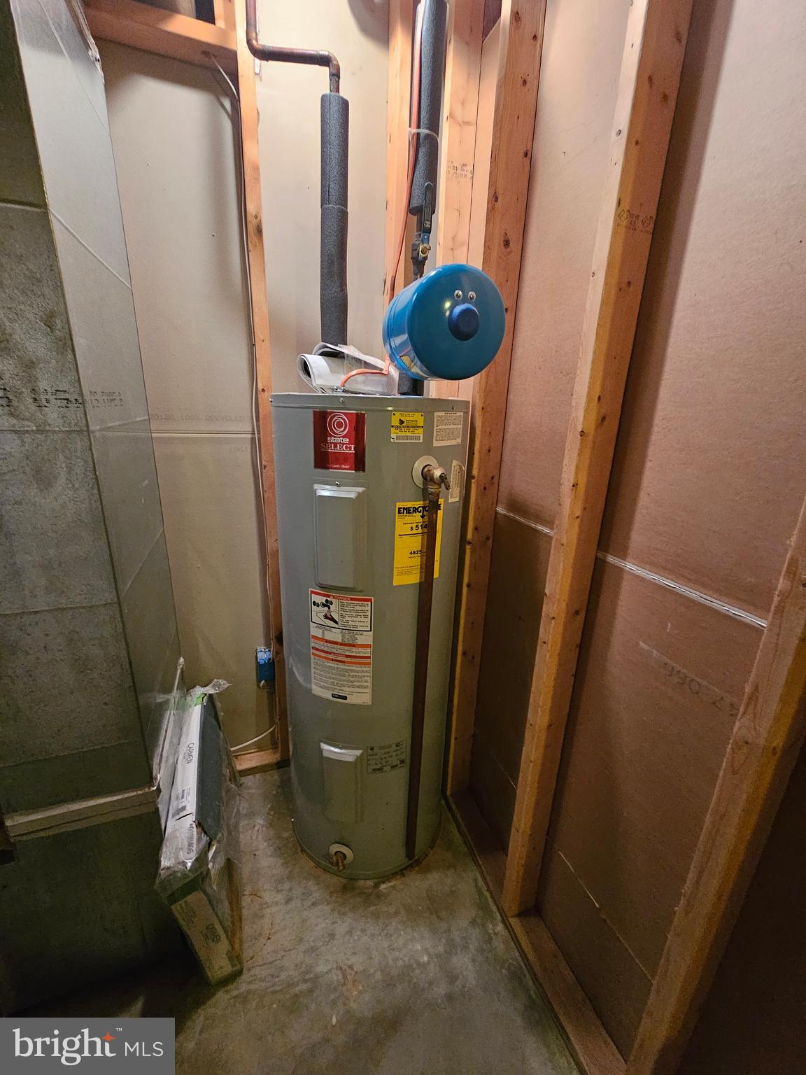 MAPLE GLEN ESTATES - Residential