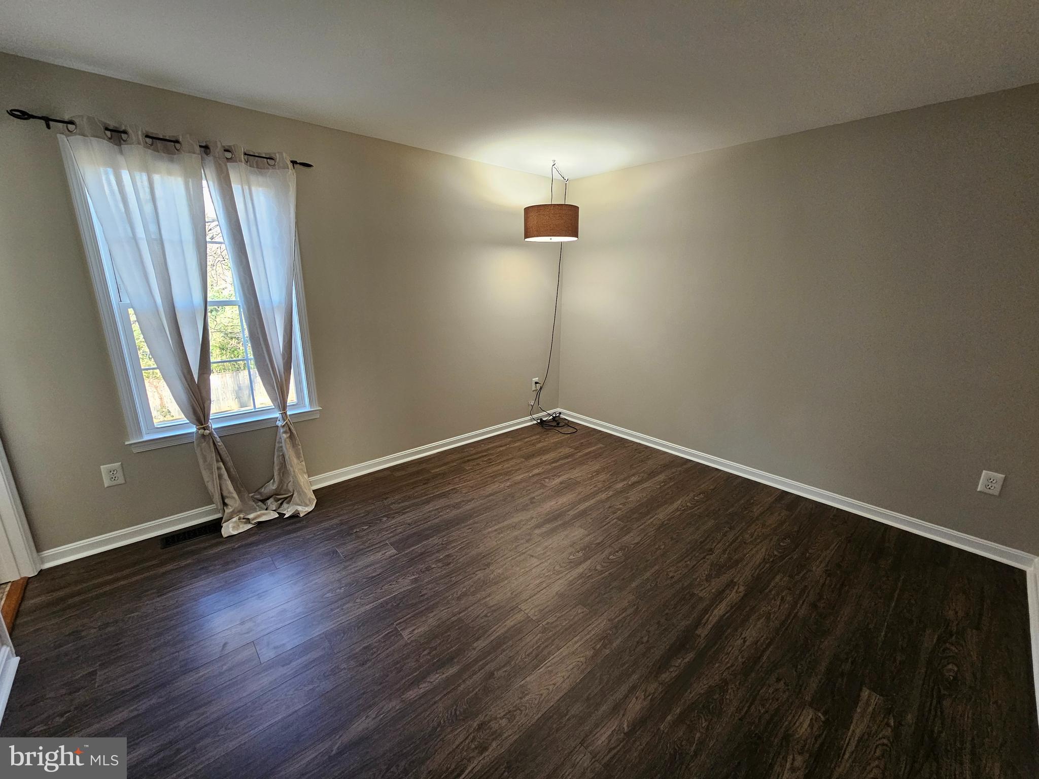 MAPLE GLEN ESTATES - Residential