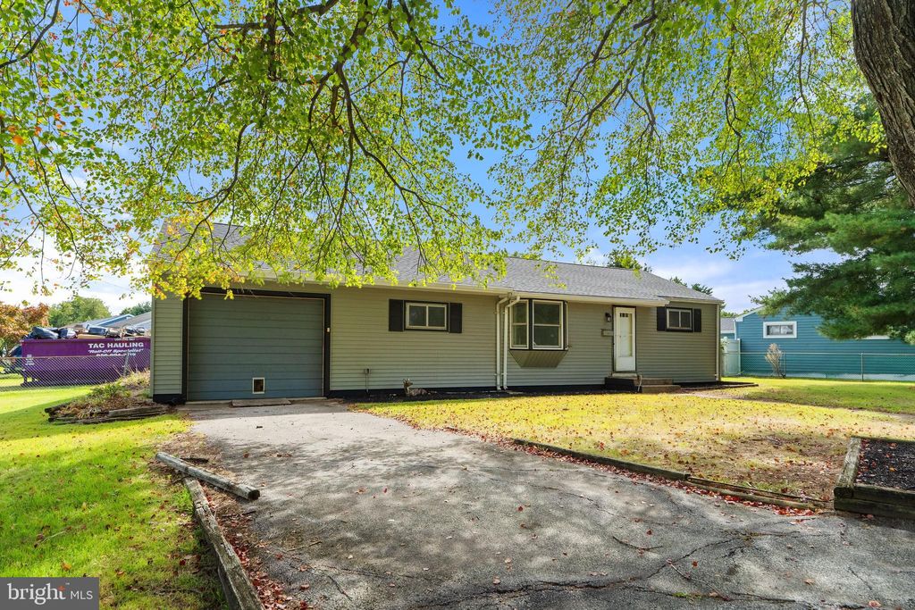 Photo of 4 W Germantown Avenue, MAPLE SHADE, NJ 08052 (MLS # NJBL2096210)