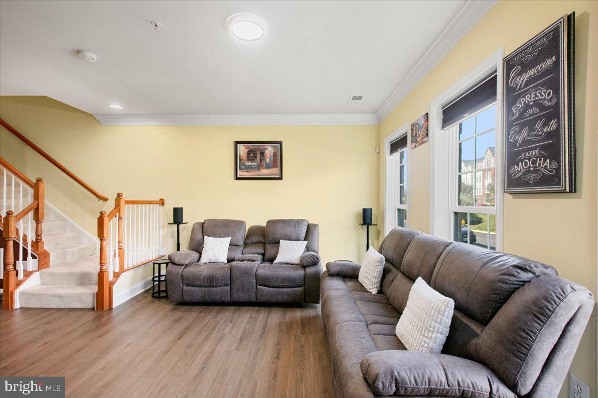14519 BARKHAM DRIVE