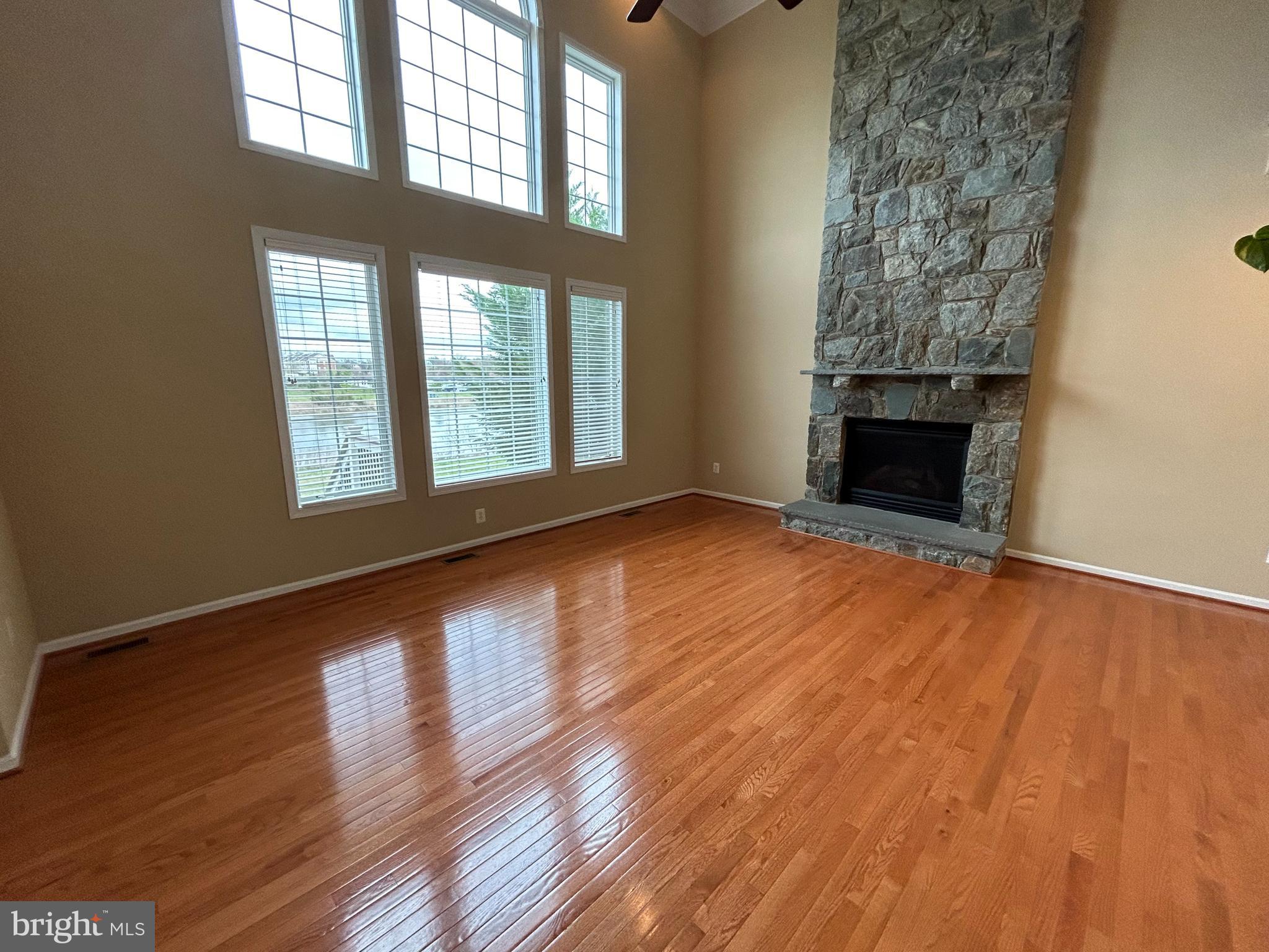 LOUDOUN COUNTY - Residential Lease