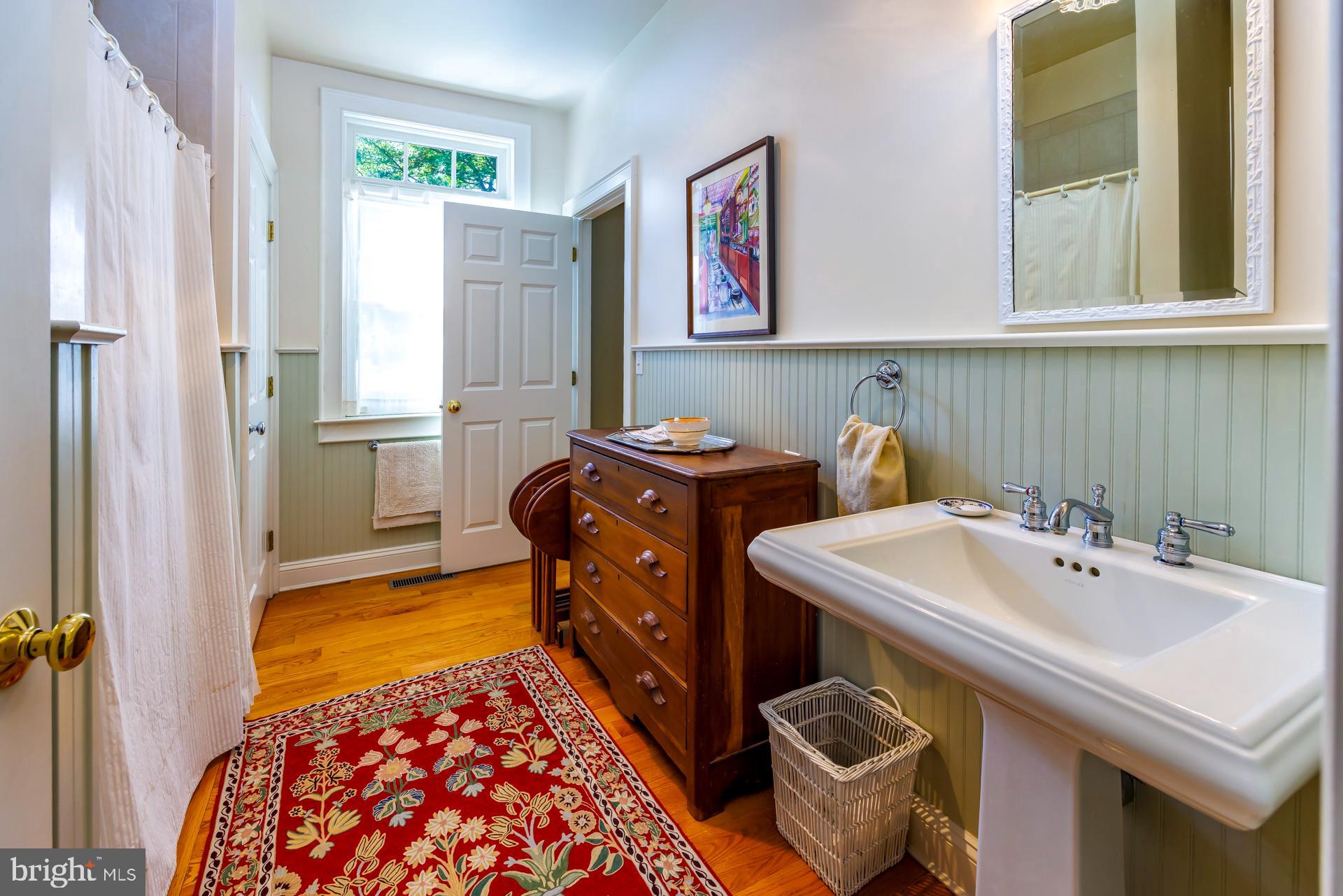 CHURCH NECK - Residential