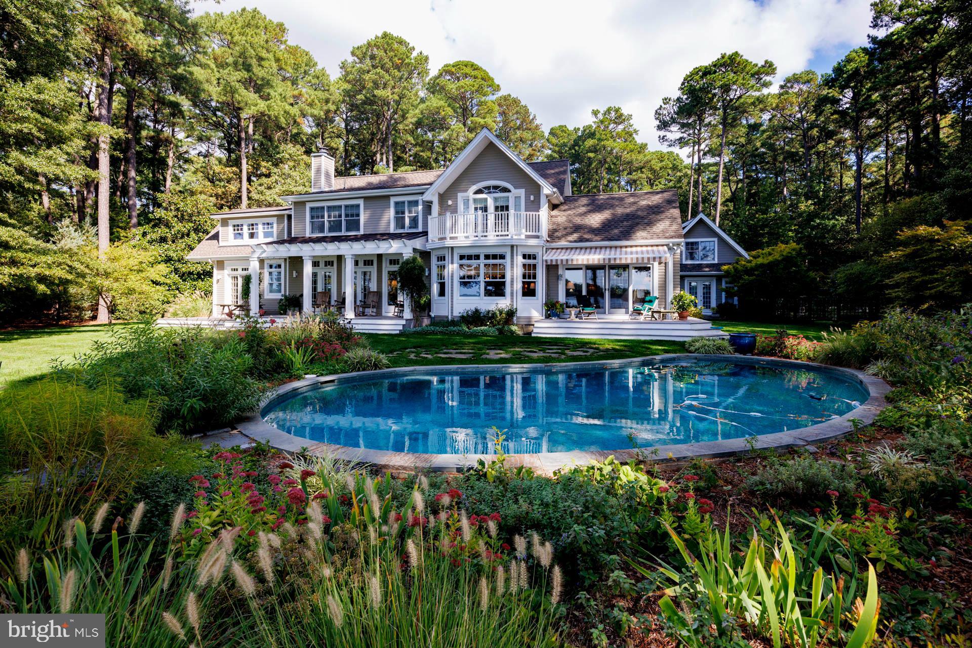 CHURCH NECK - Residential