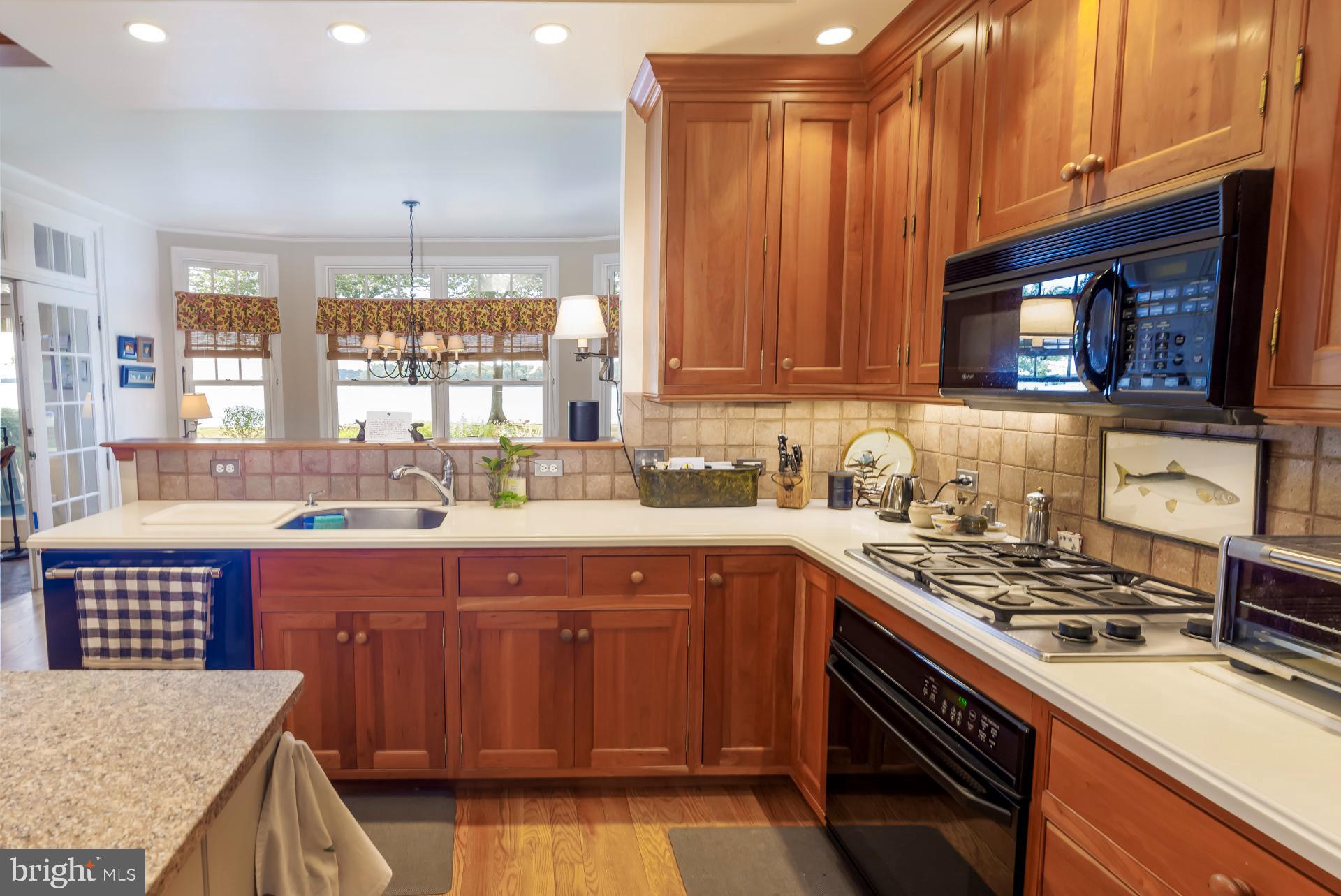 CHURCH NECK - Residential