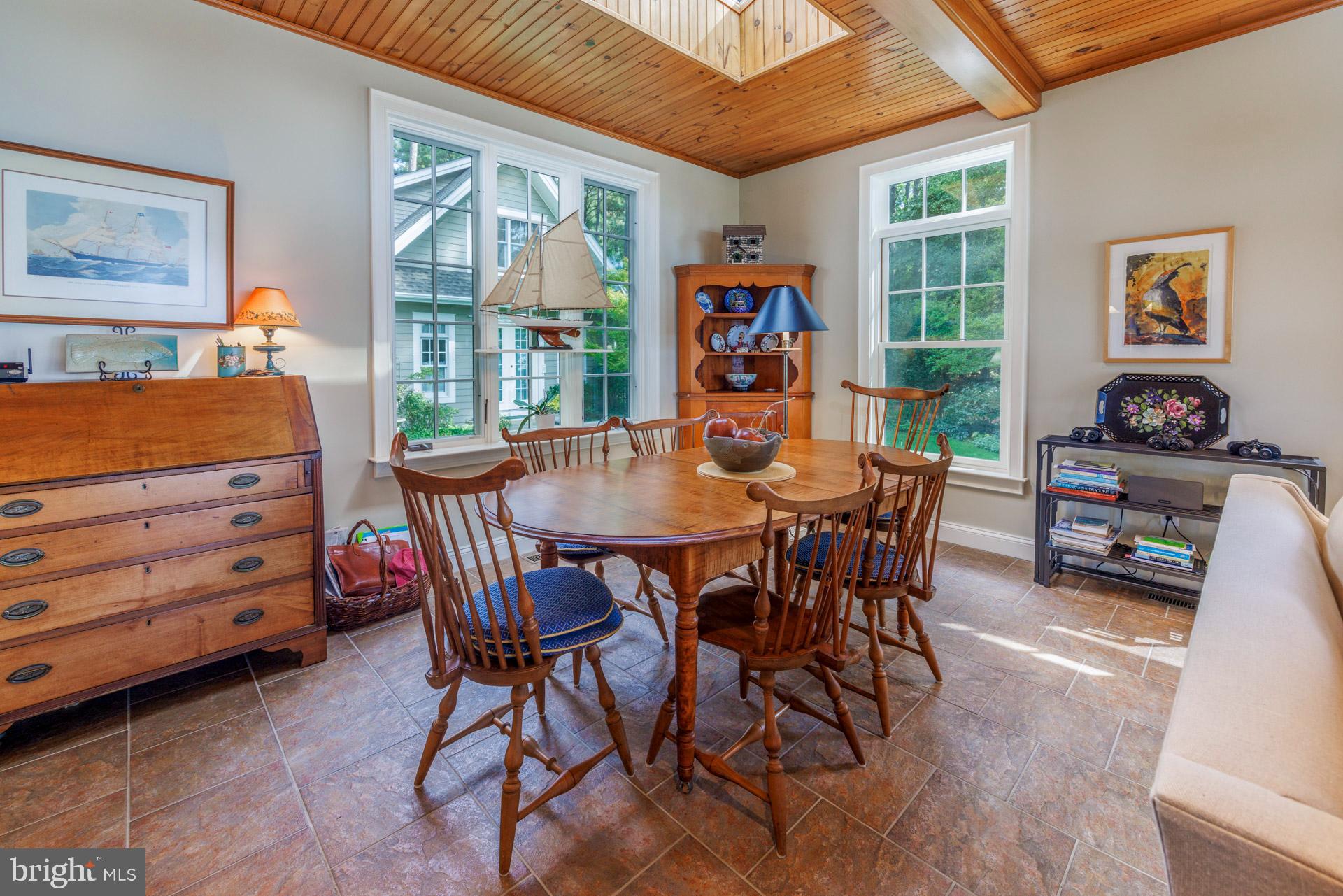 CHURCH NECK - Residential