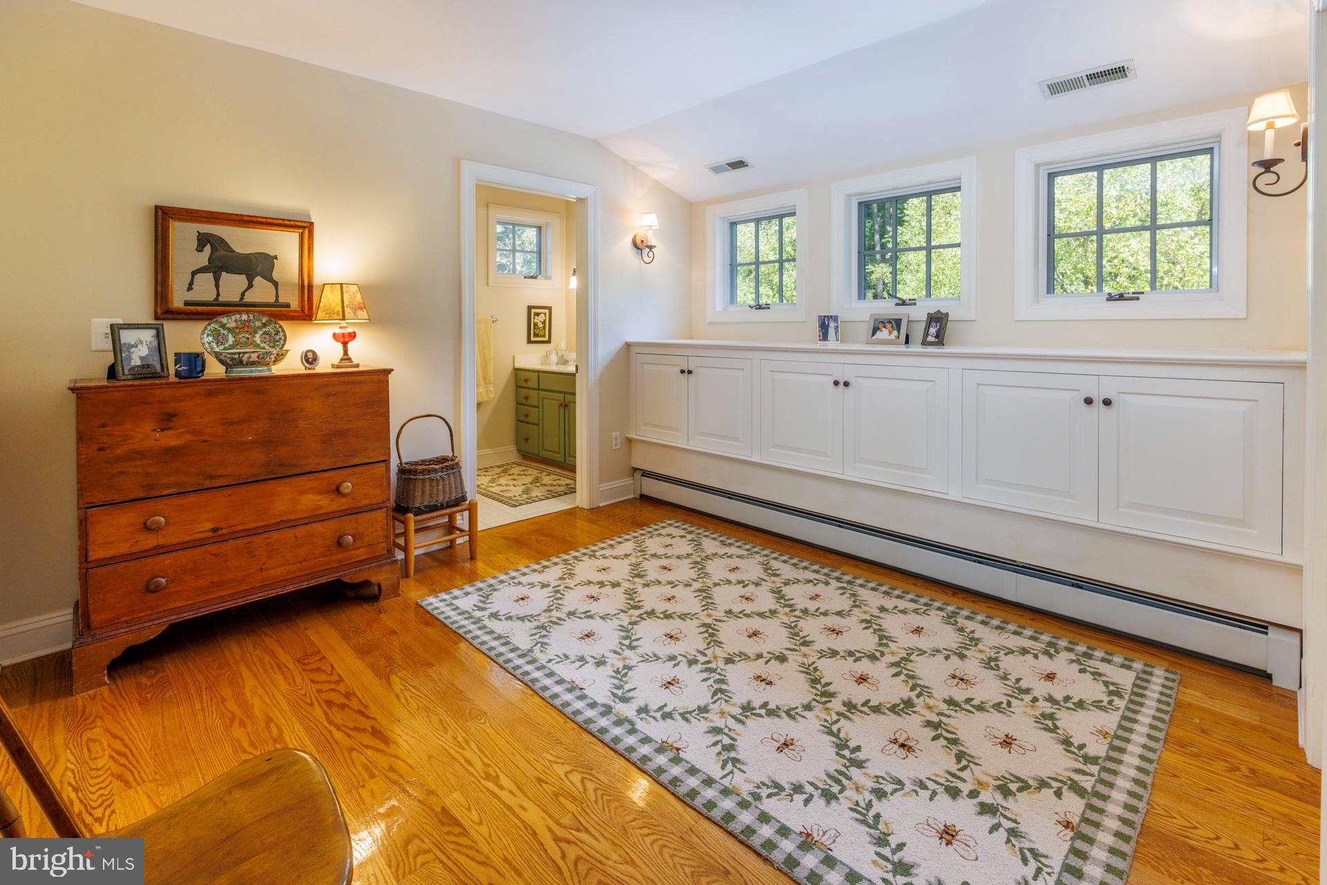 CHURCH NECK - Residential